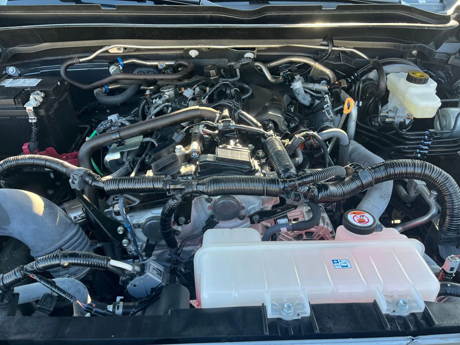 Thumbnail: 2025 Toyota Tacoma - 25