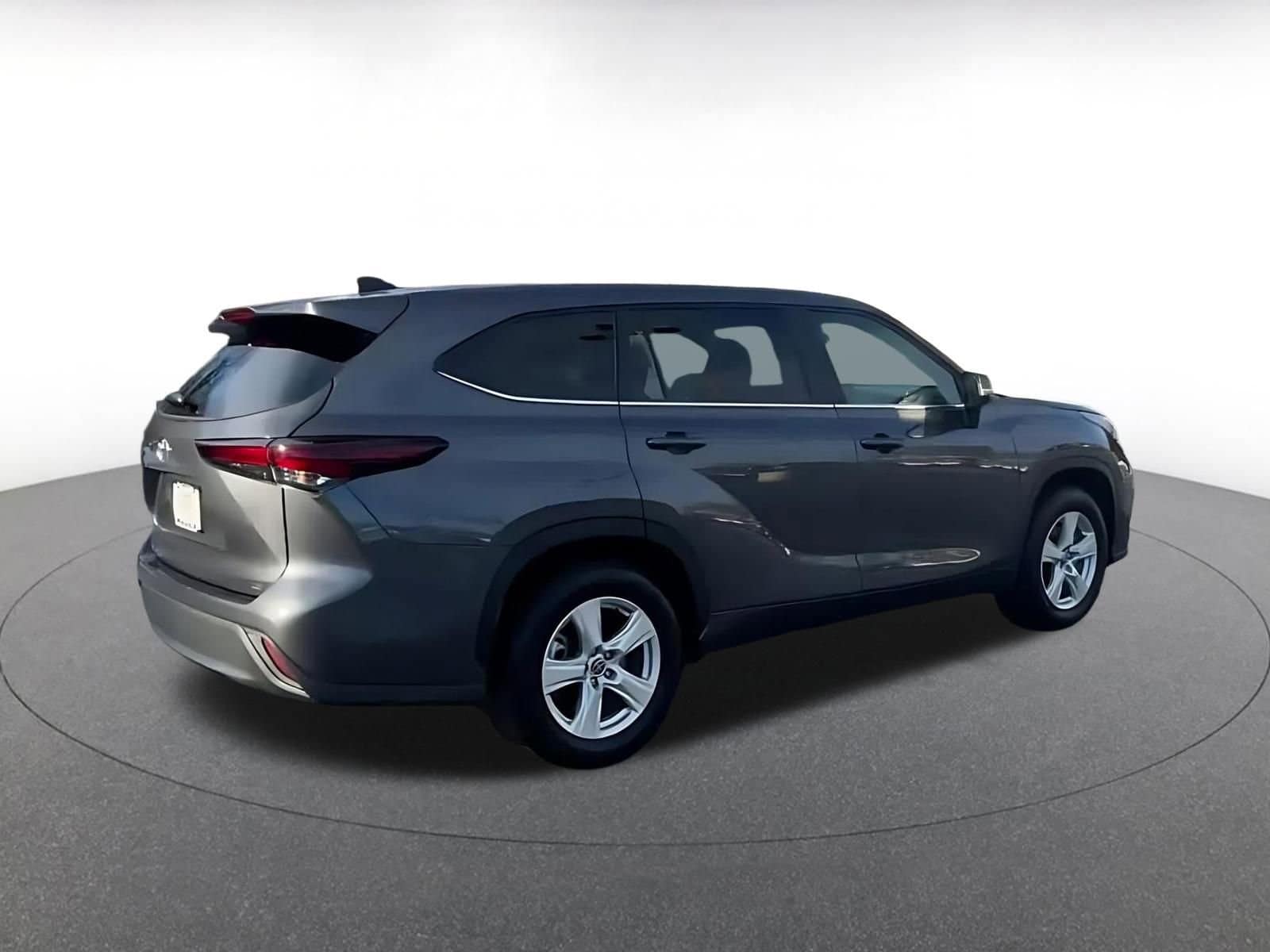 Thumbnail: 2025 Toyota Highlander - 11