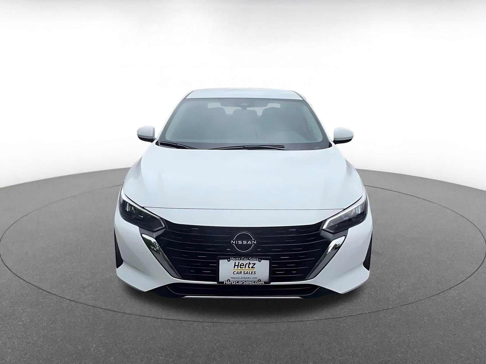 Thumbnail: 2025 Nissan Sentra - 4