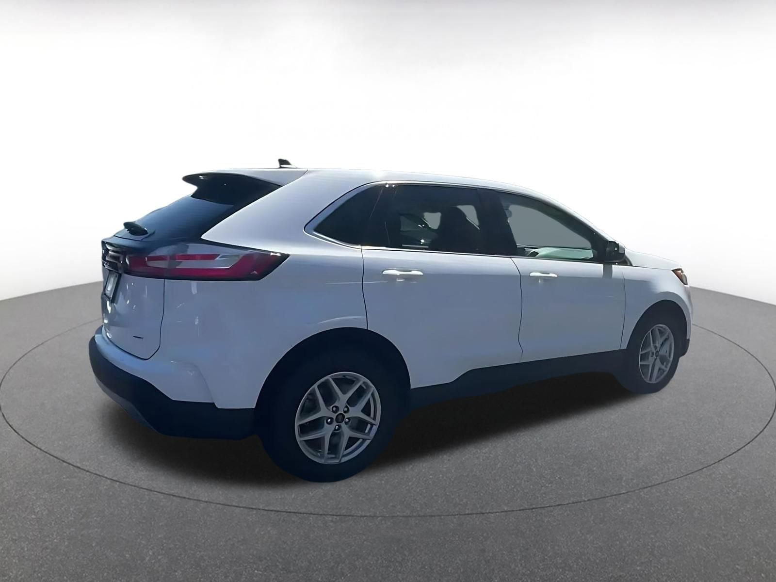 Thumbnail: 2024 Ford Edge - 15