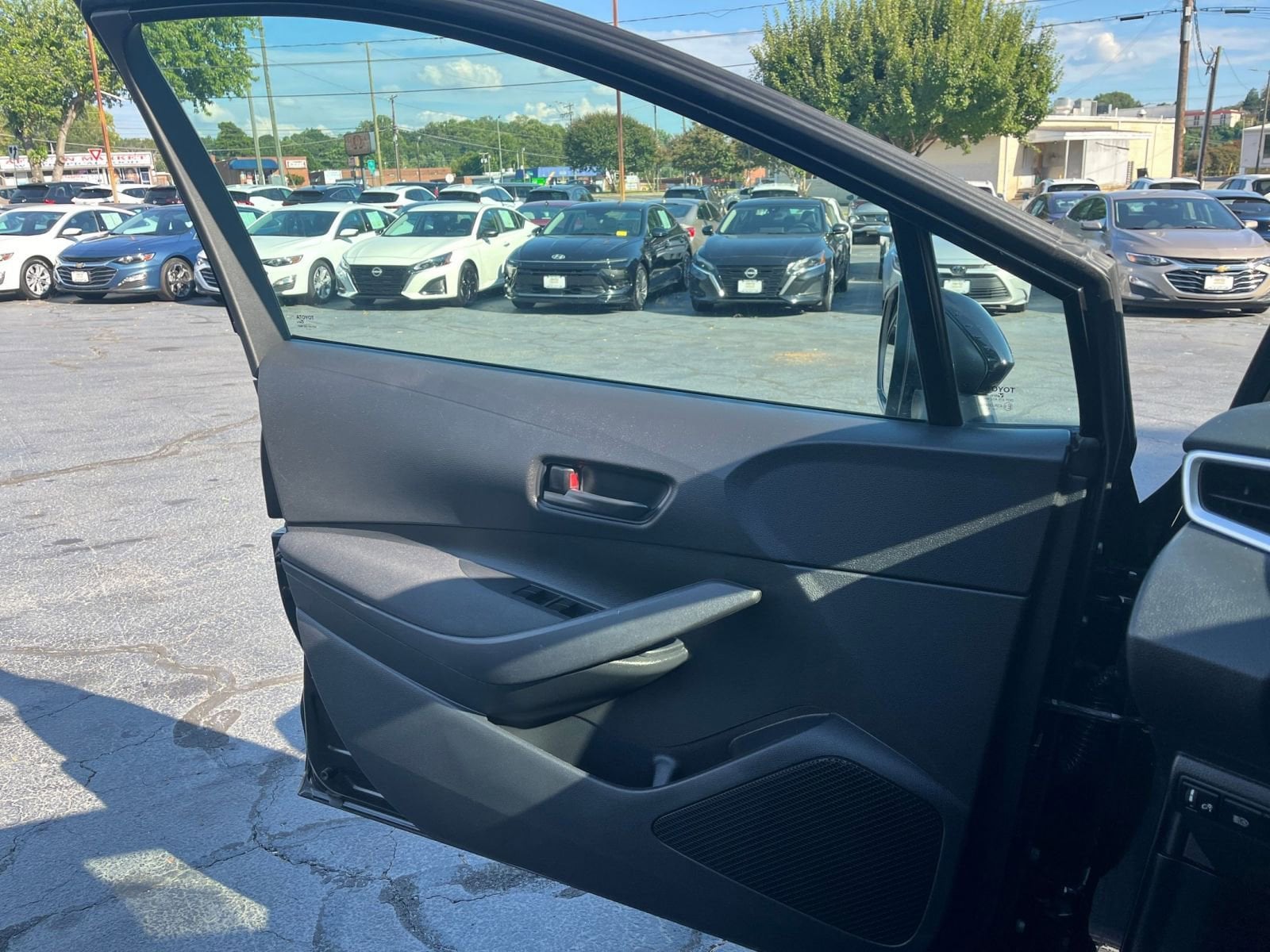 Thumbnail: 2024 Toyota Corolla - 18