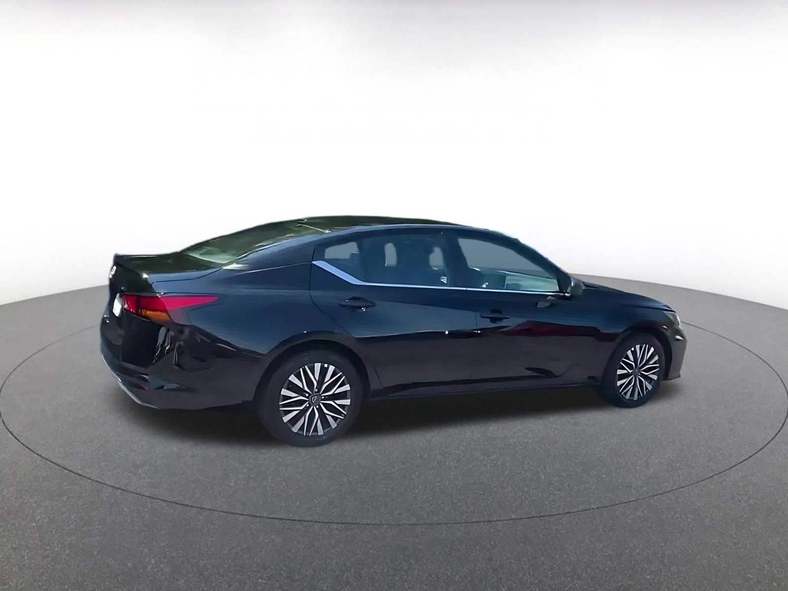 Thumbnail: 2026 Nissan Altima - 9