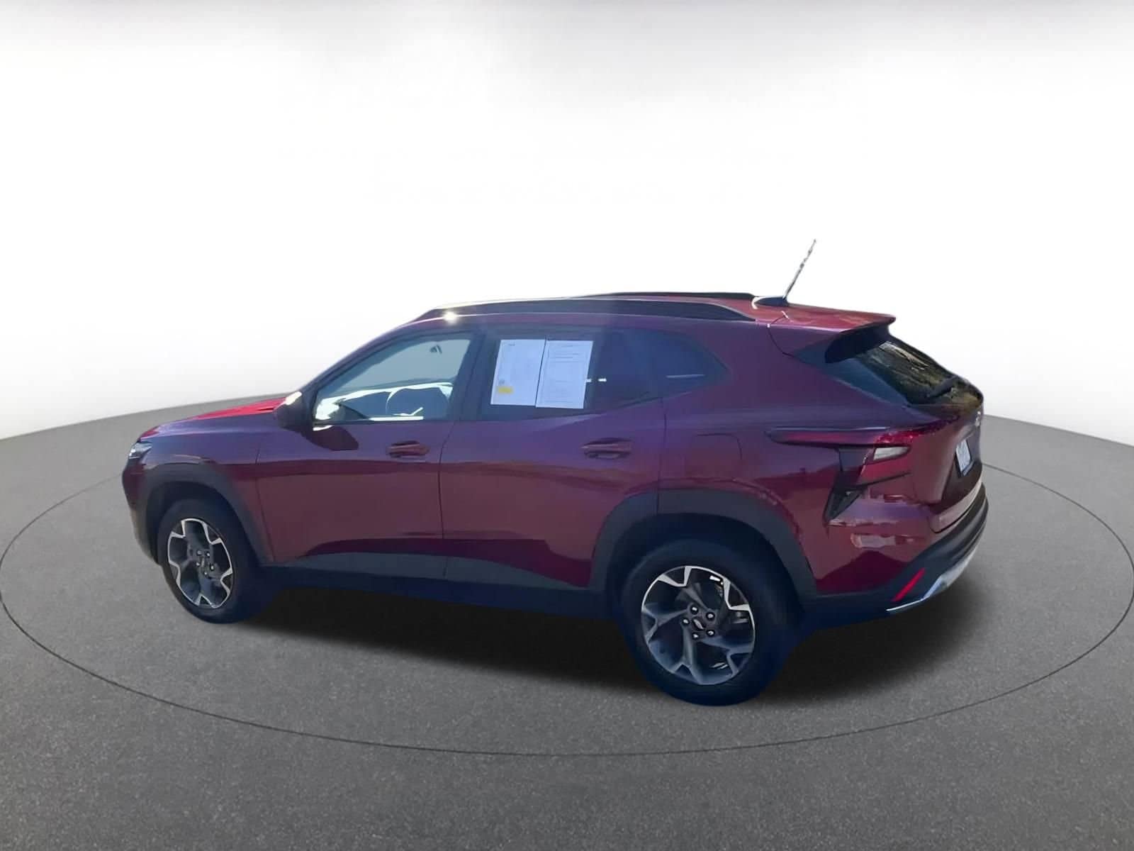 Thumbnail: 2025 Chevrolet Trax - 9