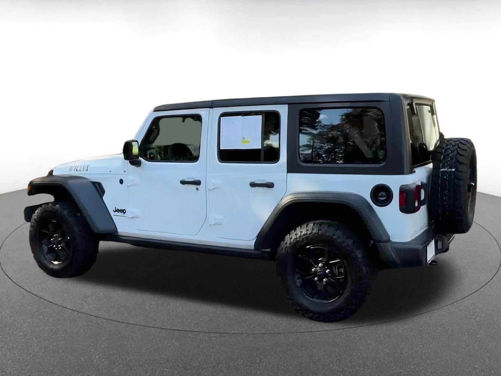 Thumbnail: 2025 Jeep Wrangler - 8