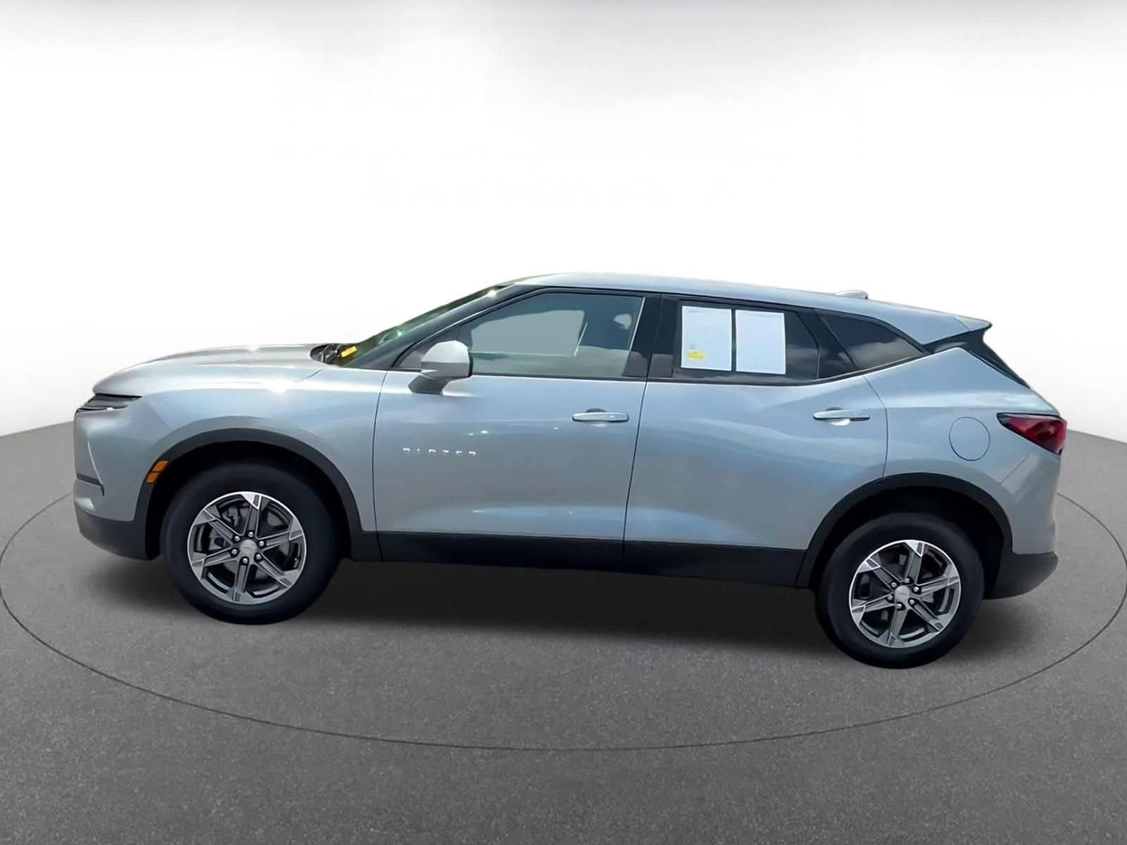 Thumbnail: 2026 Chevrolet Blazer - 9