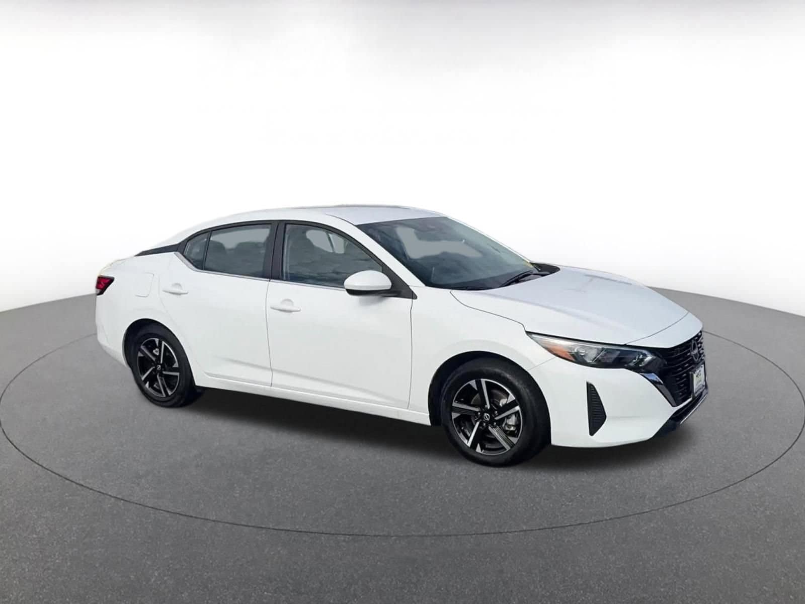 Thumbnail: 2025 Nissan Sentra - 1