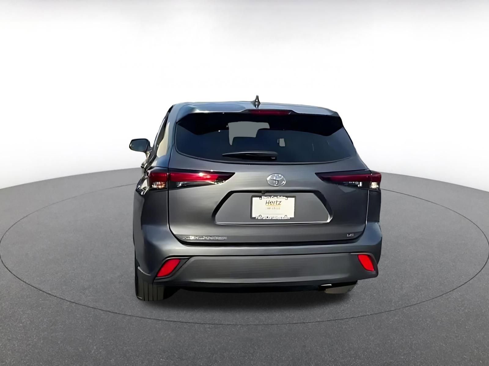 Thumbnail: 2025 Toyota Highlander - 9