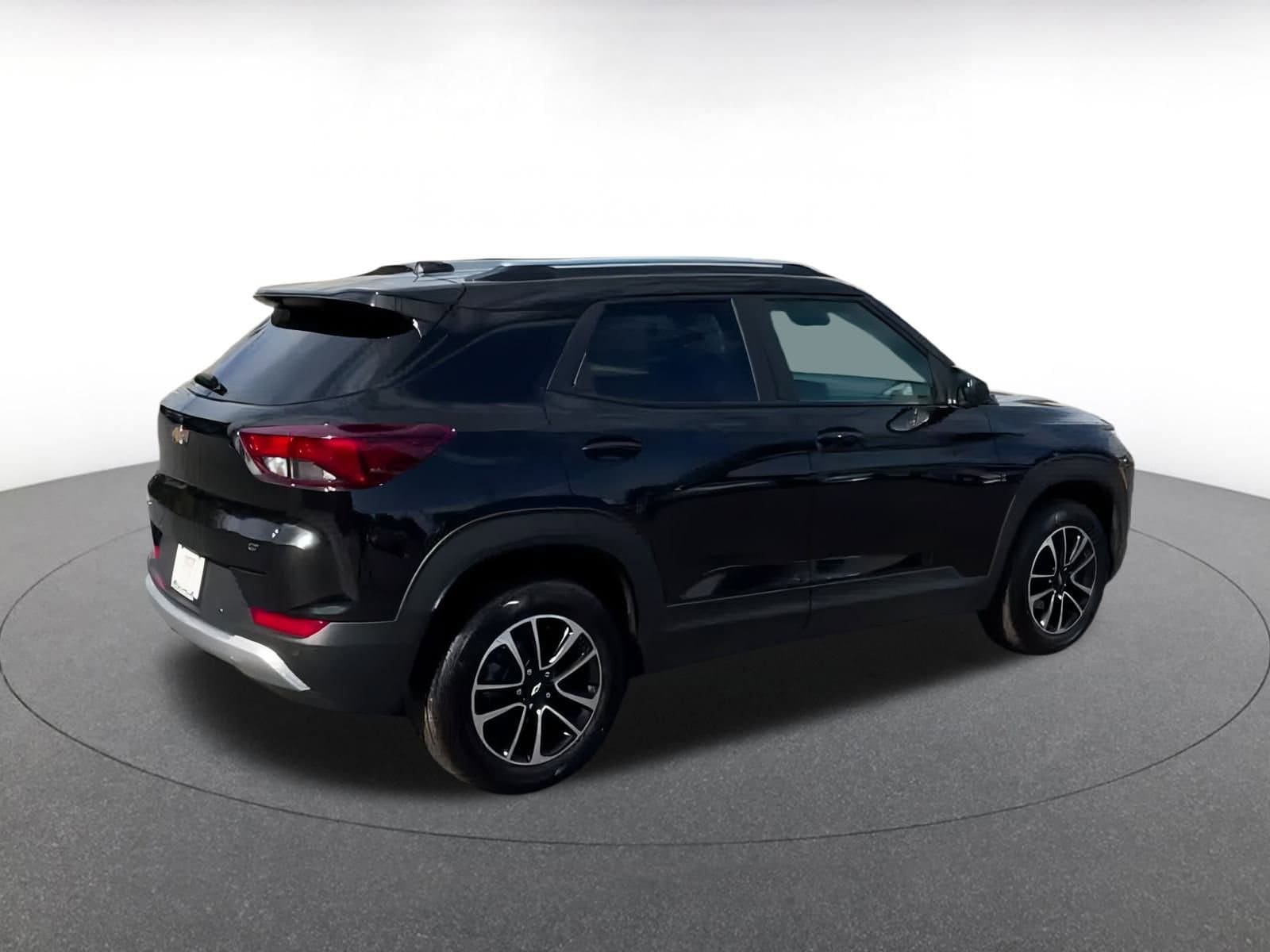 Thumbnail: 2024 Chevrolet TrailBlazer - 12