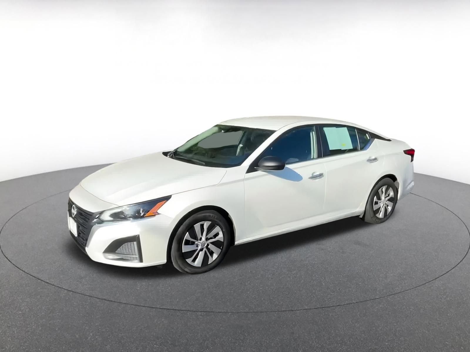 Thumbnail: 2024 Nissan Altima - 7