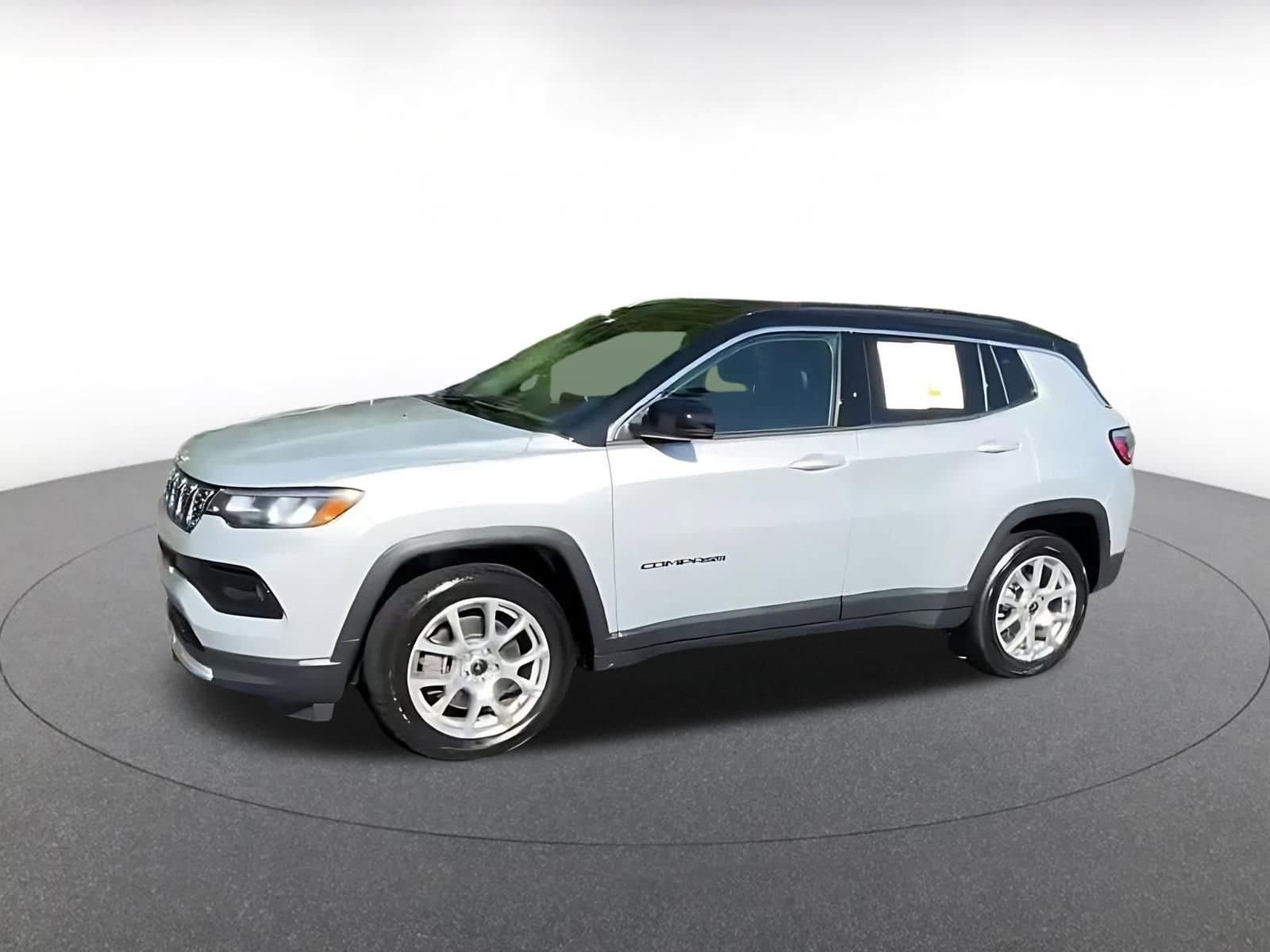 Thumbnail: 2025 Jeep Compass - 8