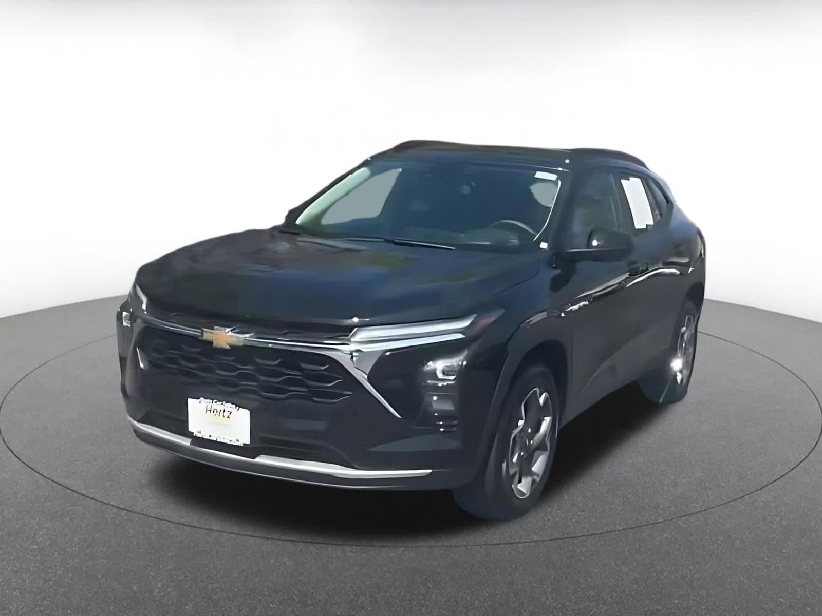 Thumbnail: 2025 Chevrolet Trax - 4