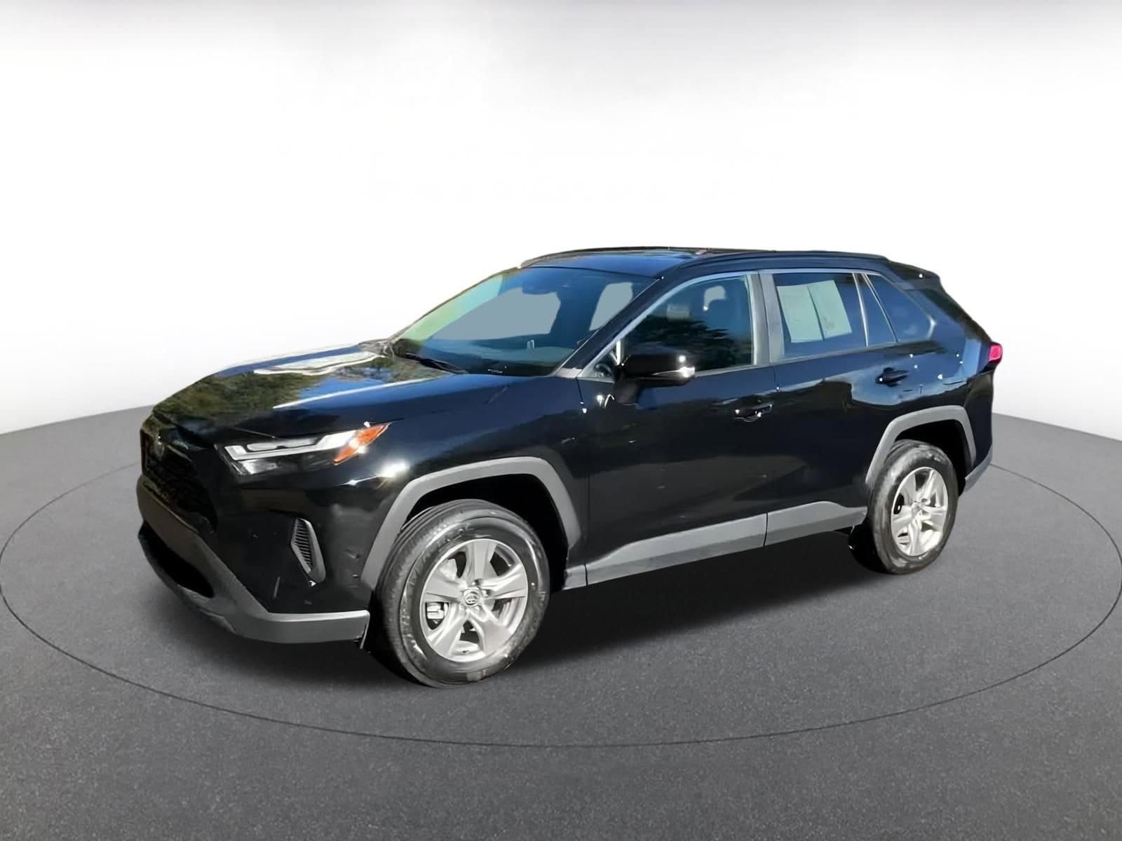 Thumbnail: 2025 Toyota RAV4 - 4