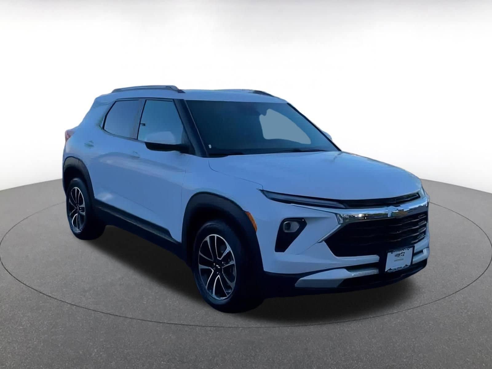 Thumbnail: 2025 Chevrolet TrailBlazer - 3