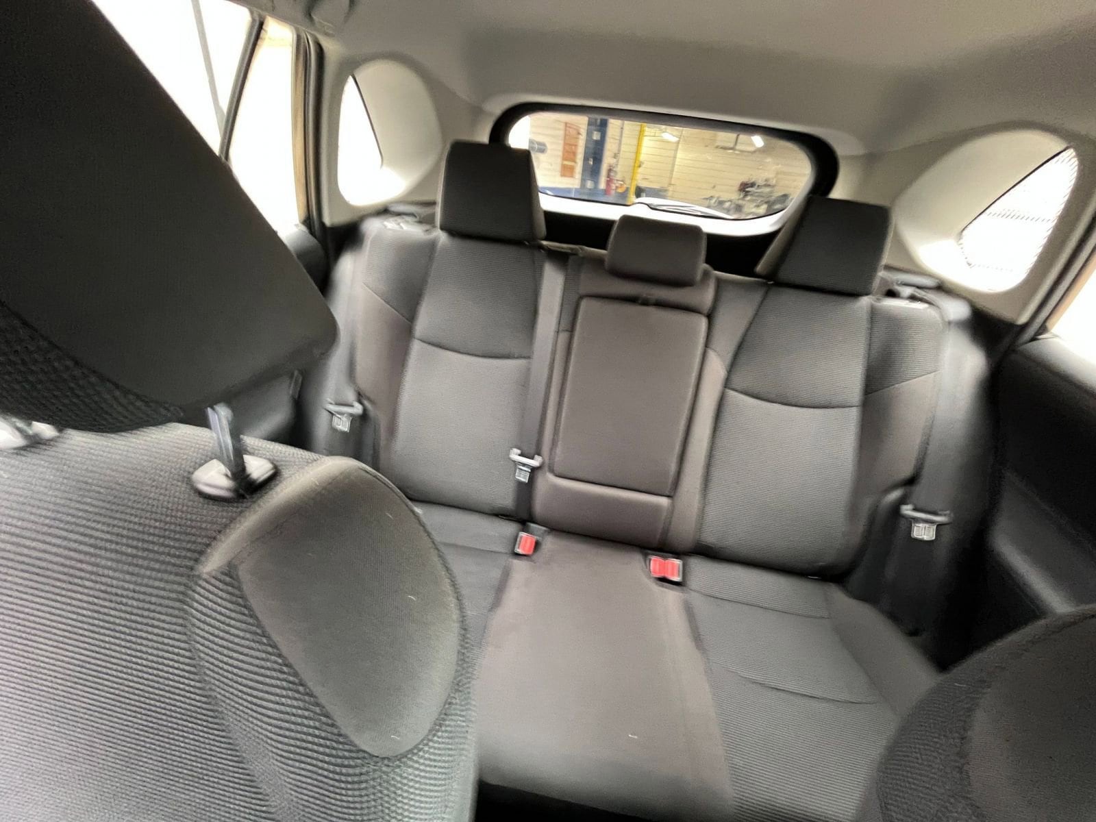 Thumbnail: 2025 Toyota RAV4 - 33