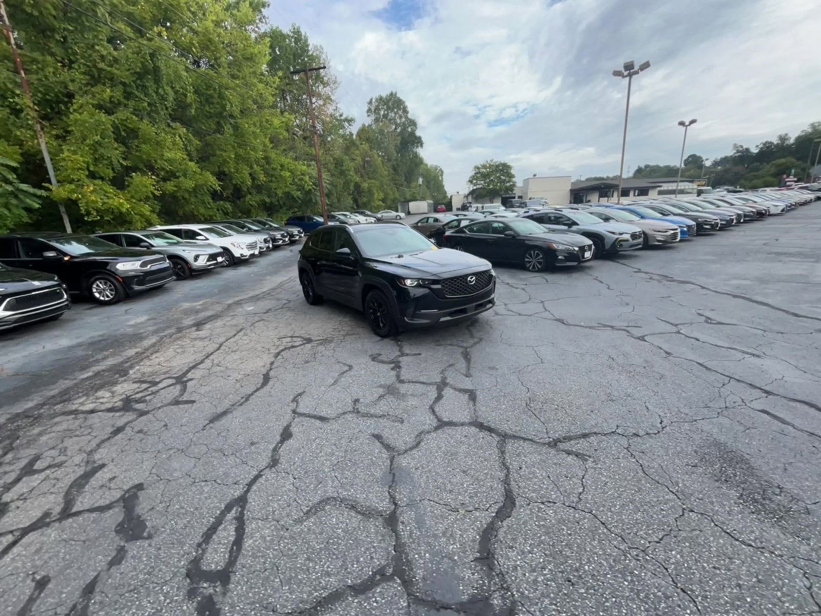 Thumbnail: 2025 Mazda CX-50 - 16