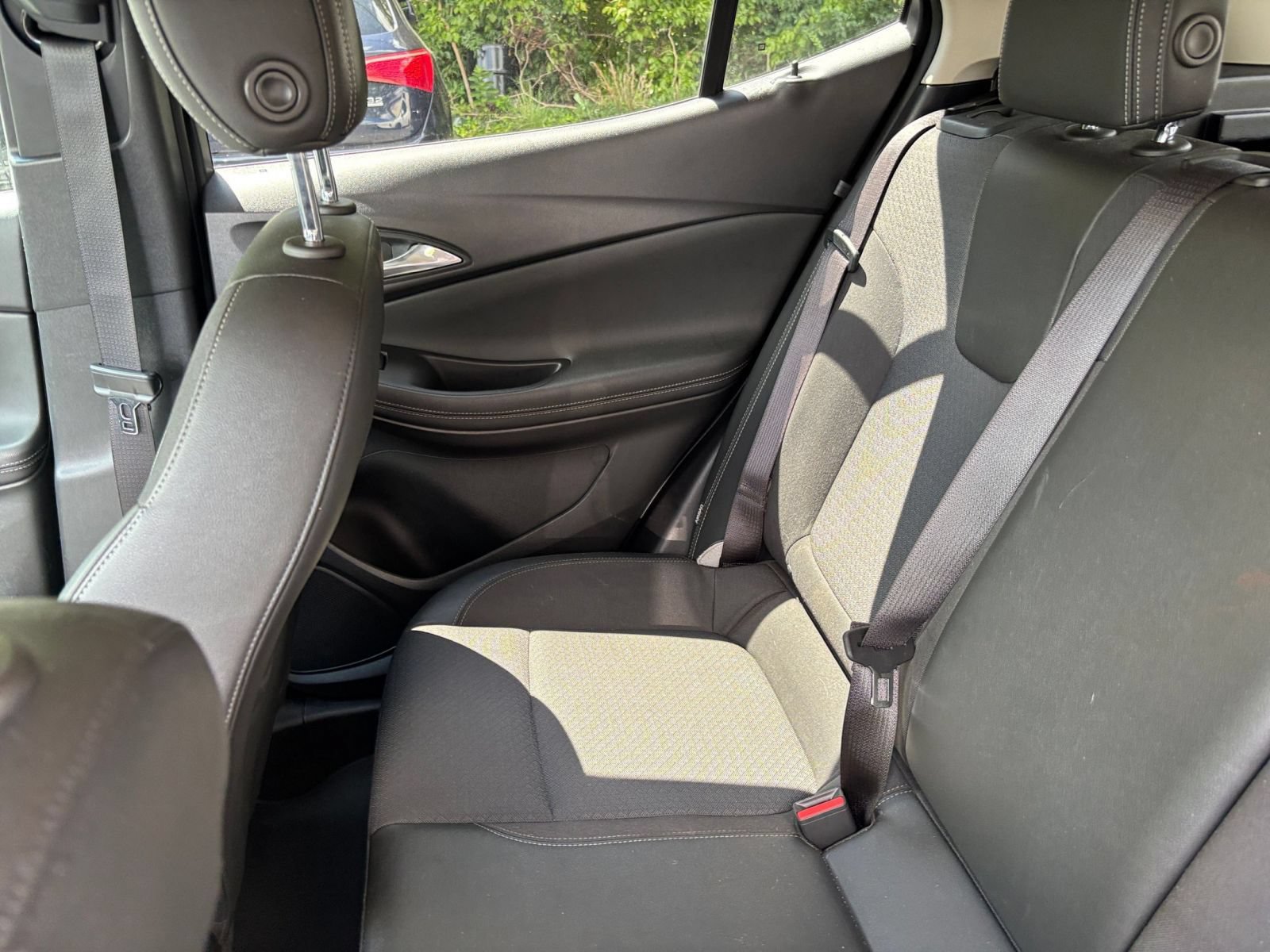Thumbnail: 2025 Buick Encore GX - 34