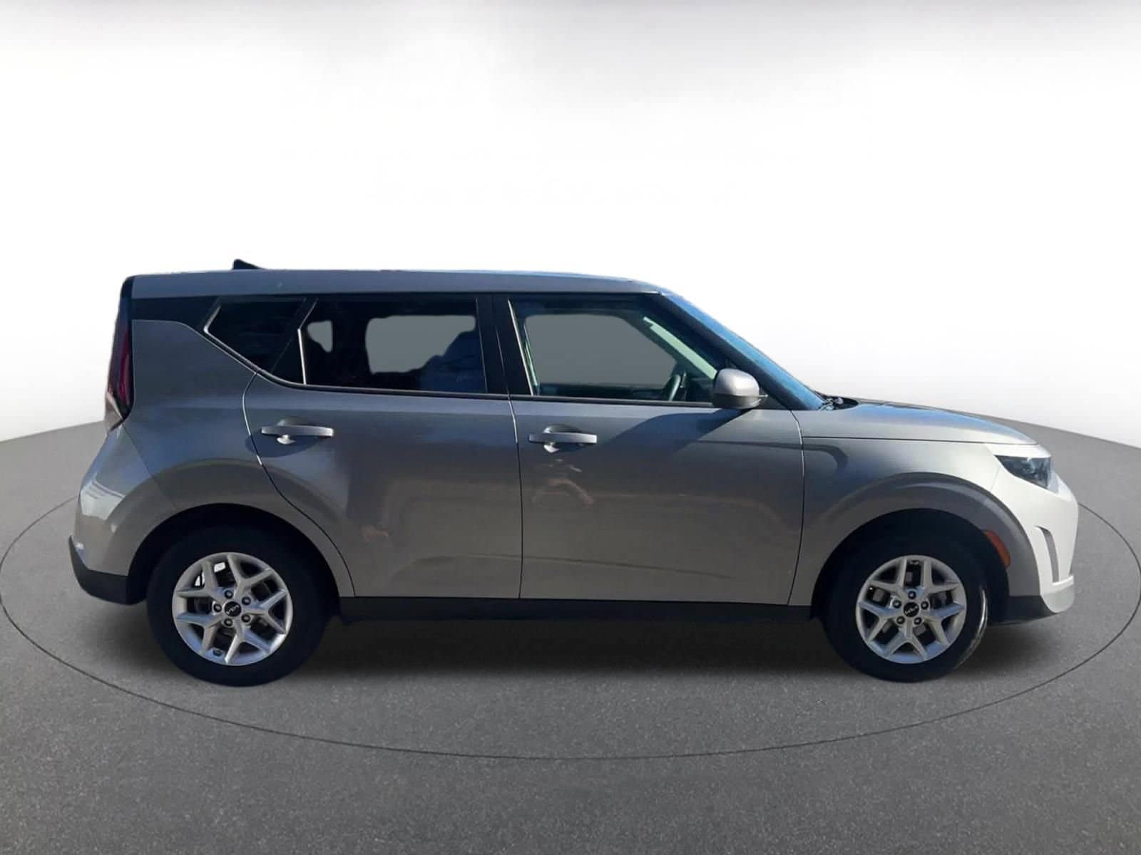 Thumbnail: 2025 Kia Soul - 16