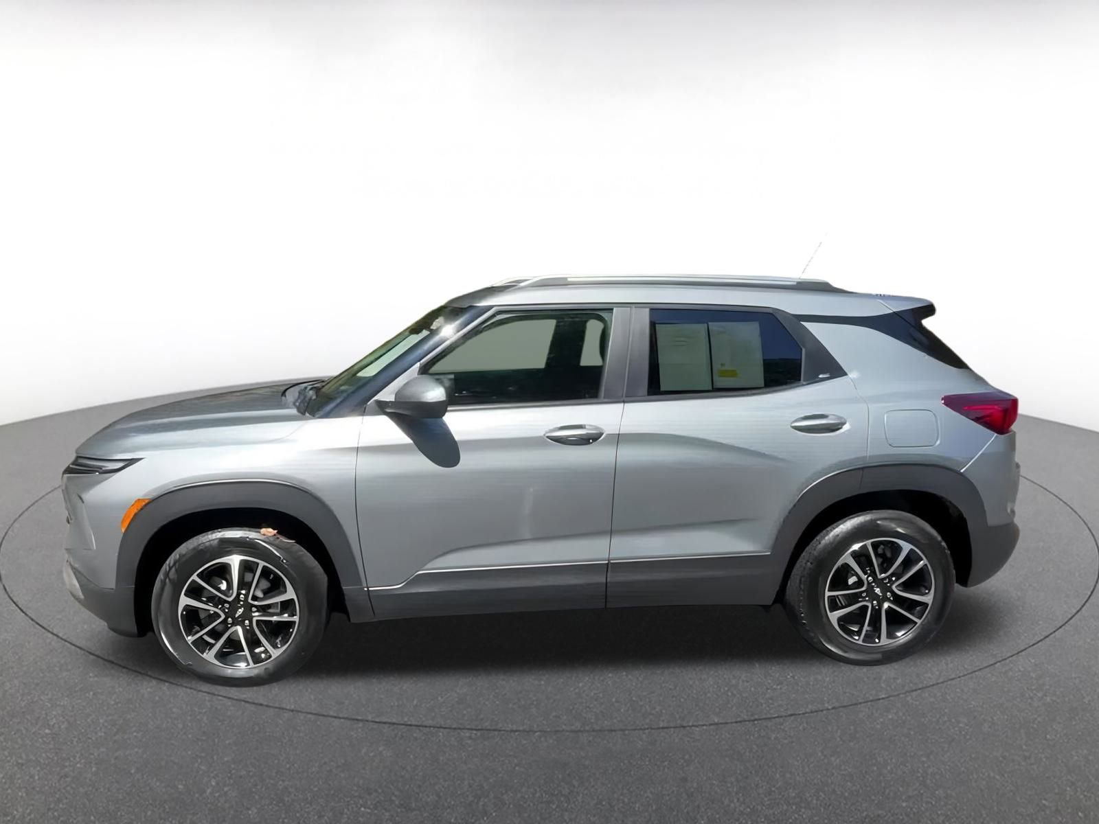 Thumbnail: 2024 Chevrolet TrailBlazer - 9