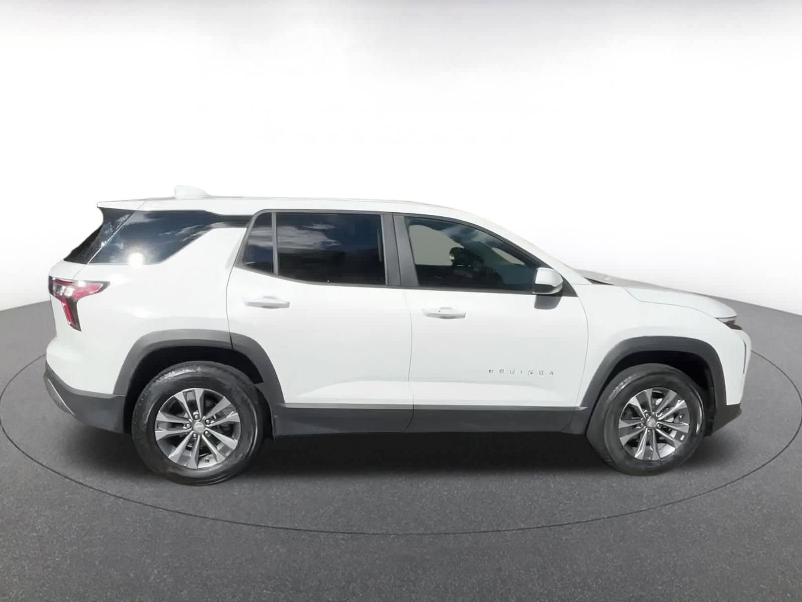 Thumbnail: 2025 Chevrolet Equinox - 15