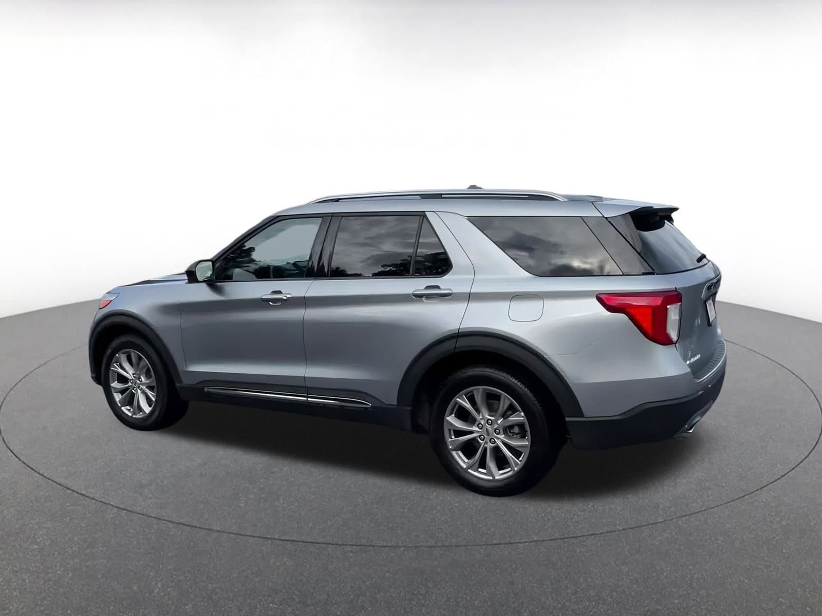 Thumbnail: 2024 Ford Explorer - 10