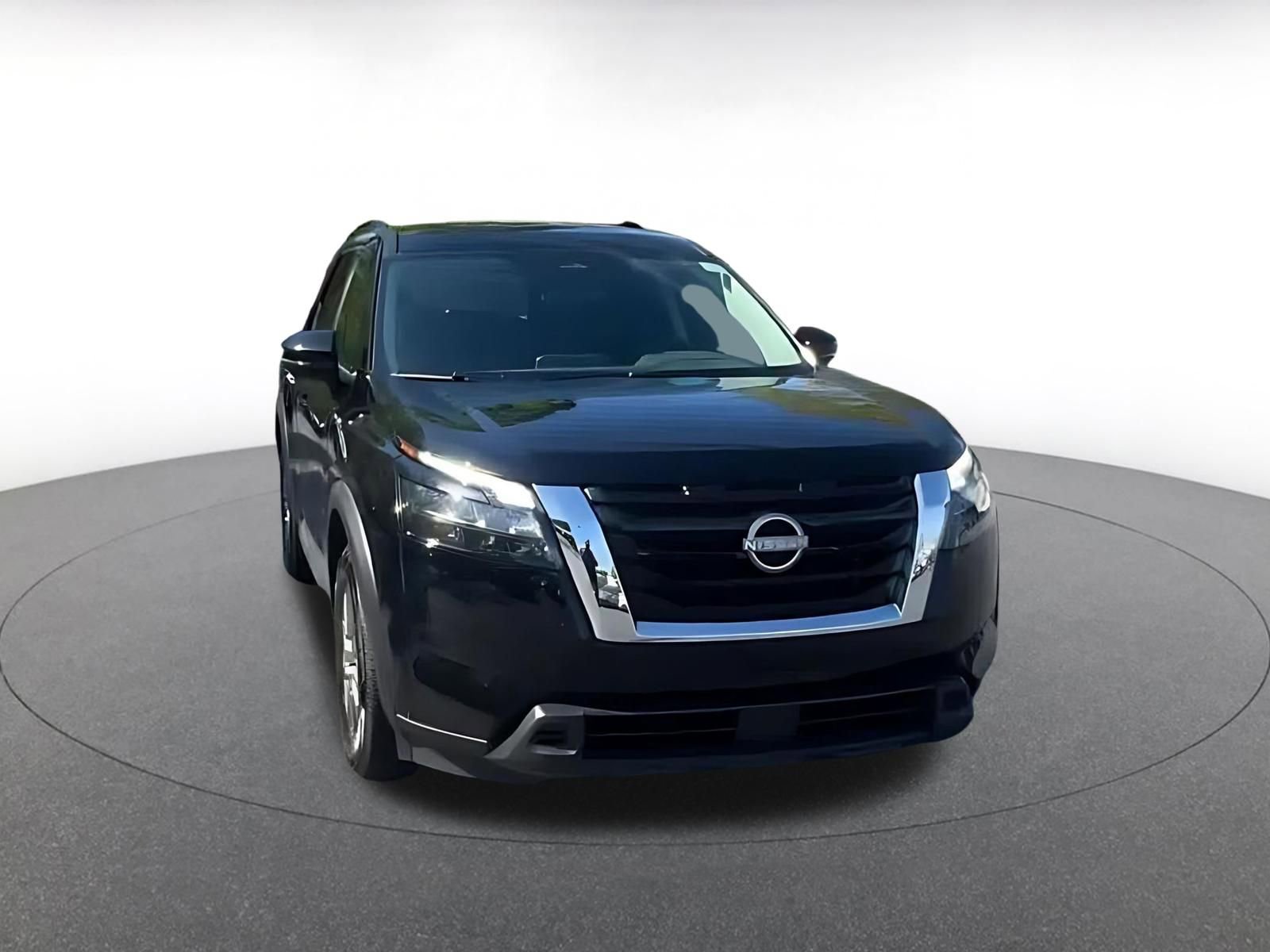 Thumbnail: 2025 Nissan Pathfinder - 3