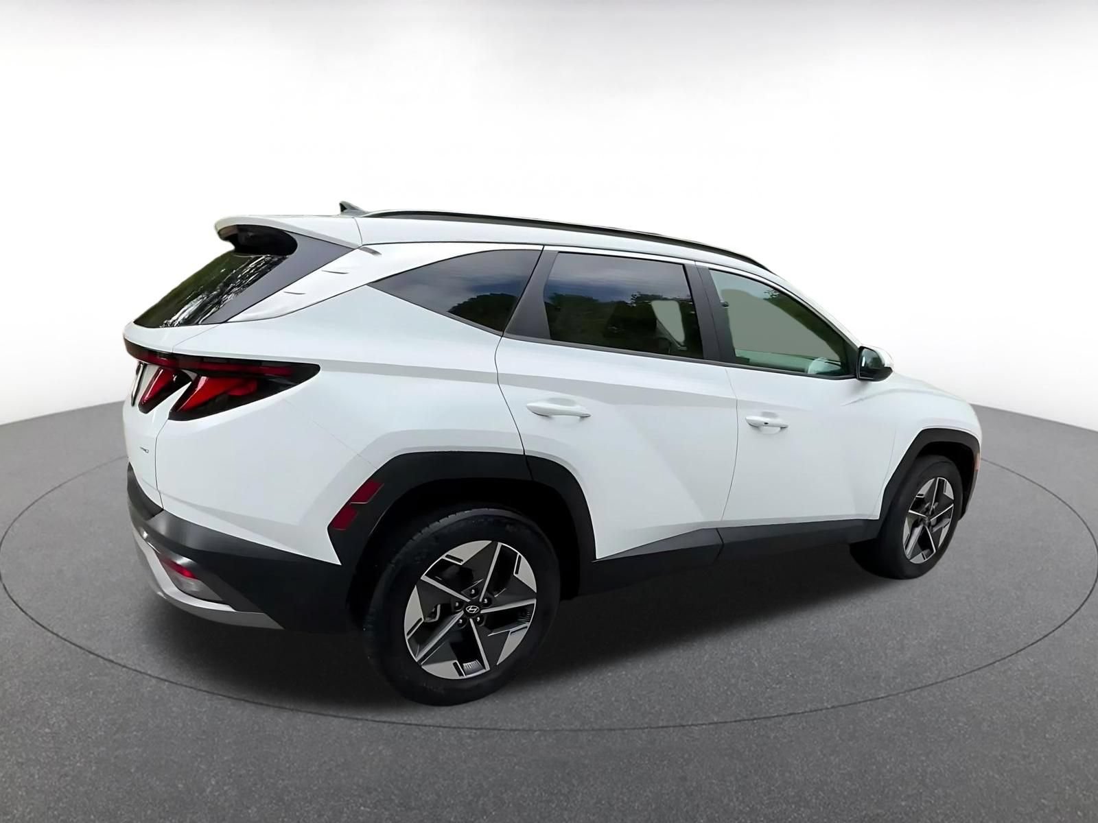 Thumbnail: 2026 Hyundai Tucson - 14