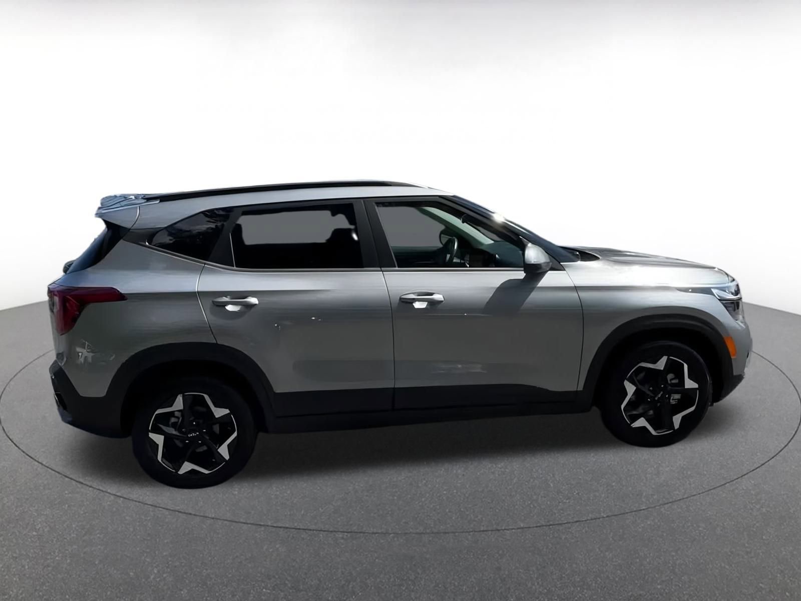 Thumbnail: 2025 Kia Seltos - 15