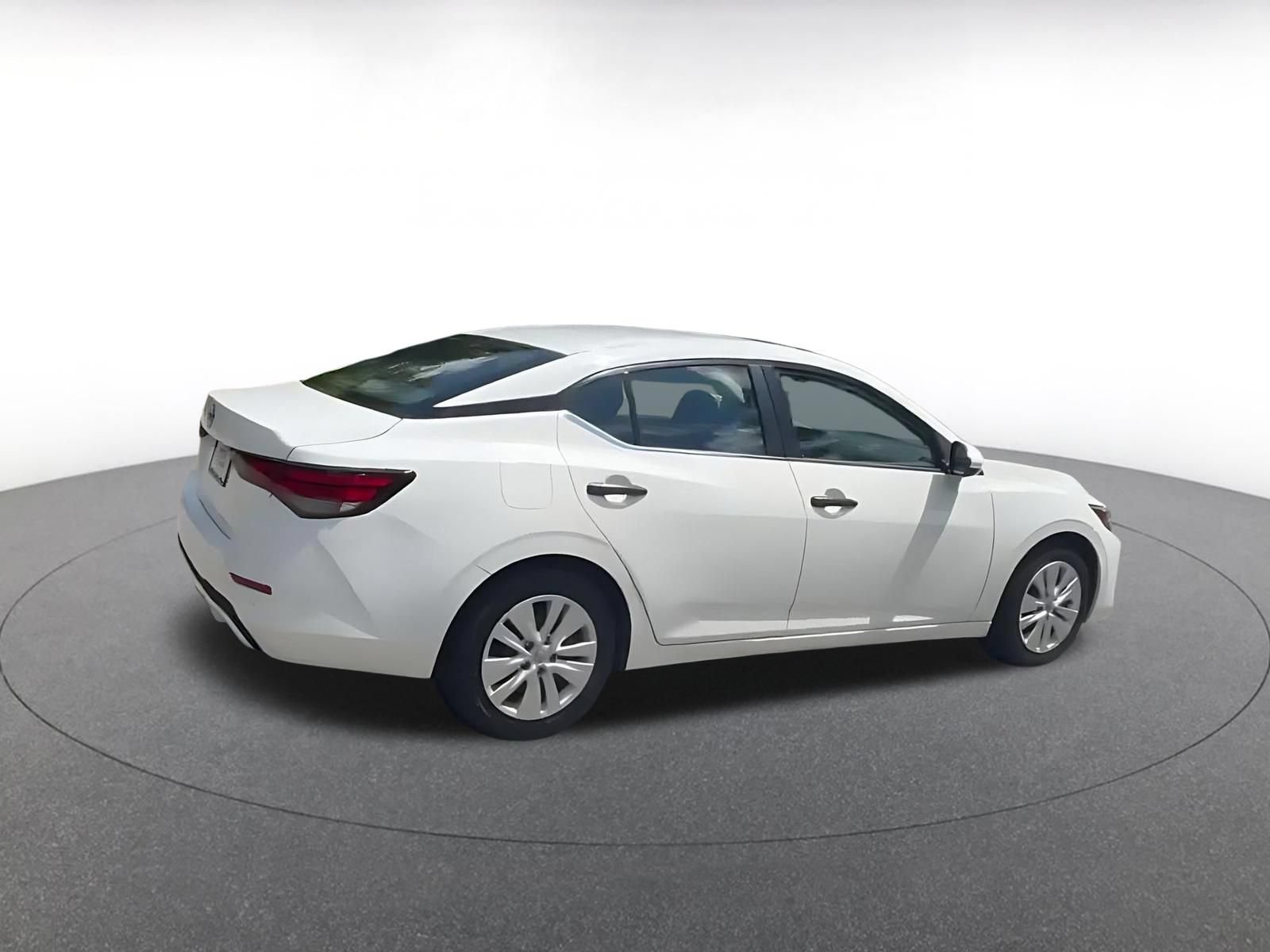Thumbnail: 2025 Nissan Sentra - 11
