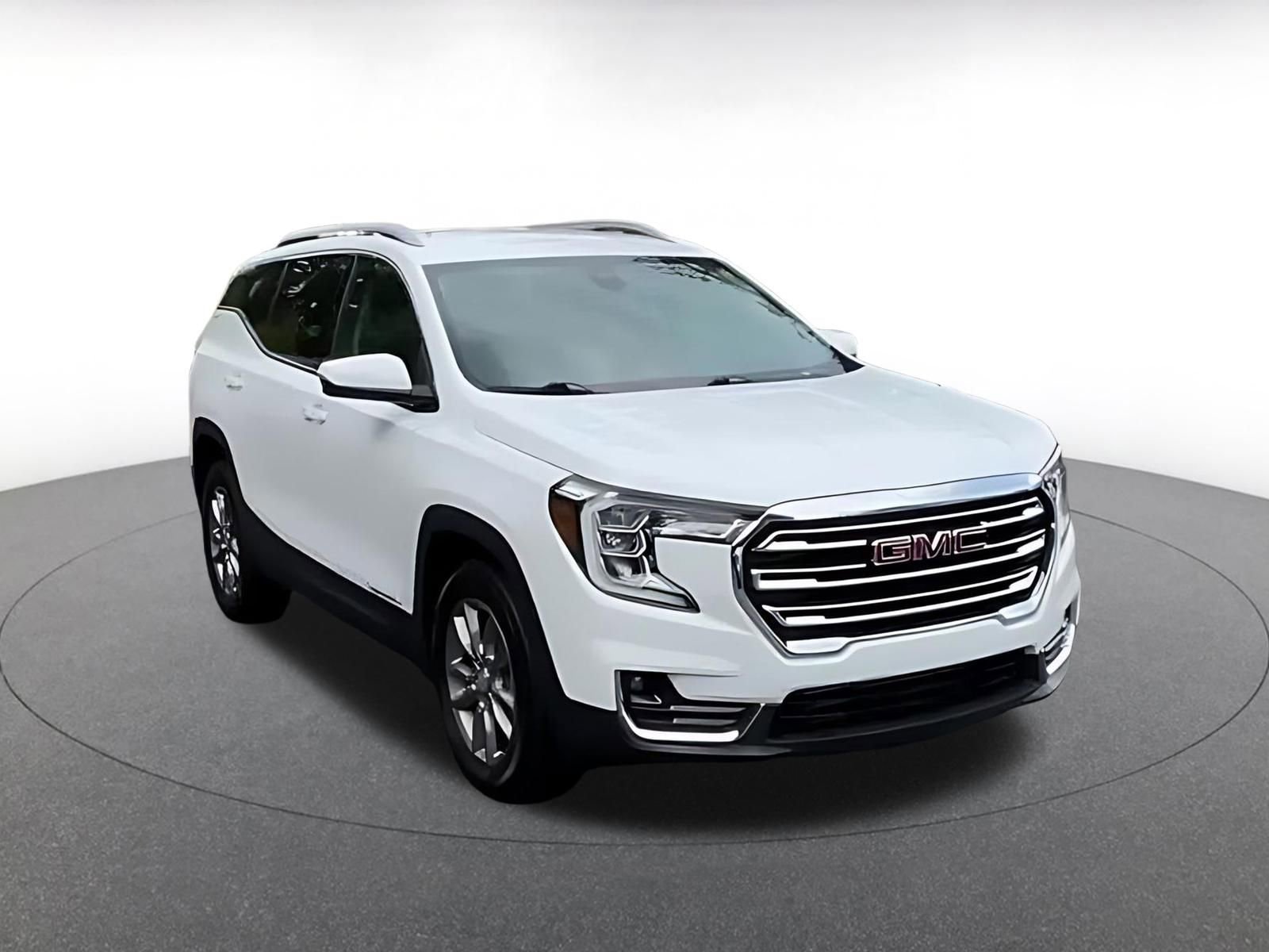 Thumbnail: 2024 GMC Terrain - 3