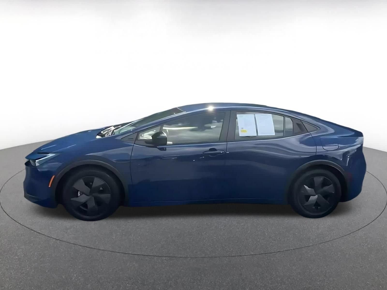 Thumbnail: 2025 Toyota Prius - 9