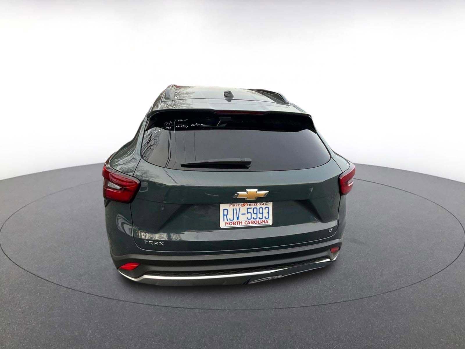 Thumbnail: 2025 Chevrolet Trax - 8