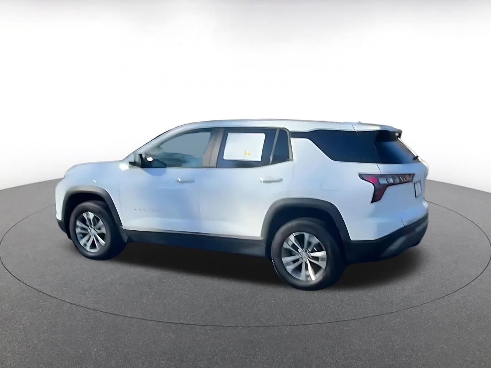 Thumbnail: 2025 Chevrolet Equinox - 8