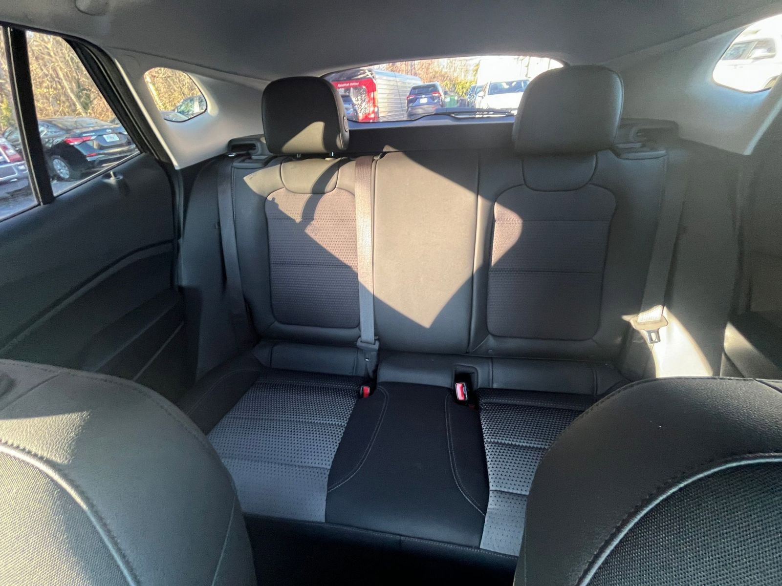 Thumbnail: 2025 Chevrolet Trax - 32