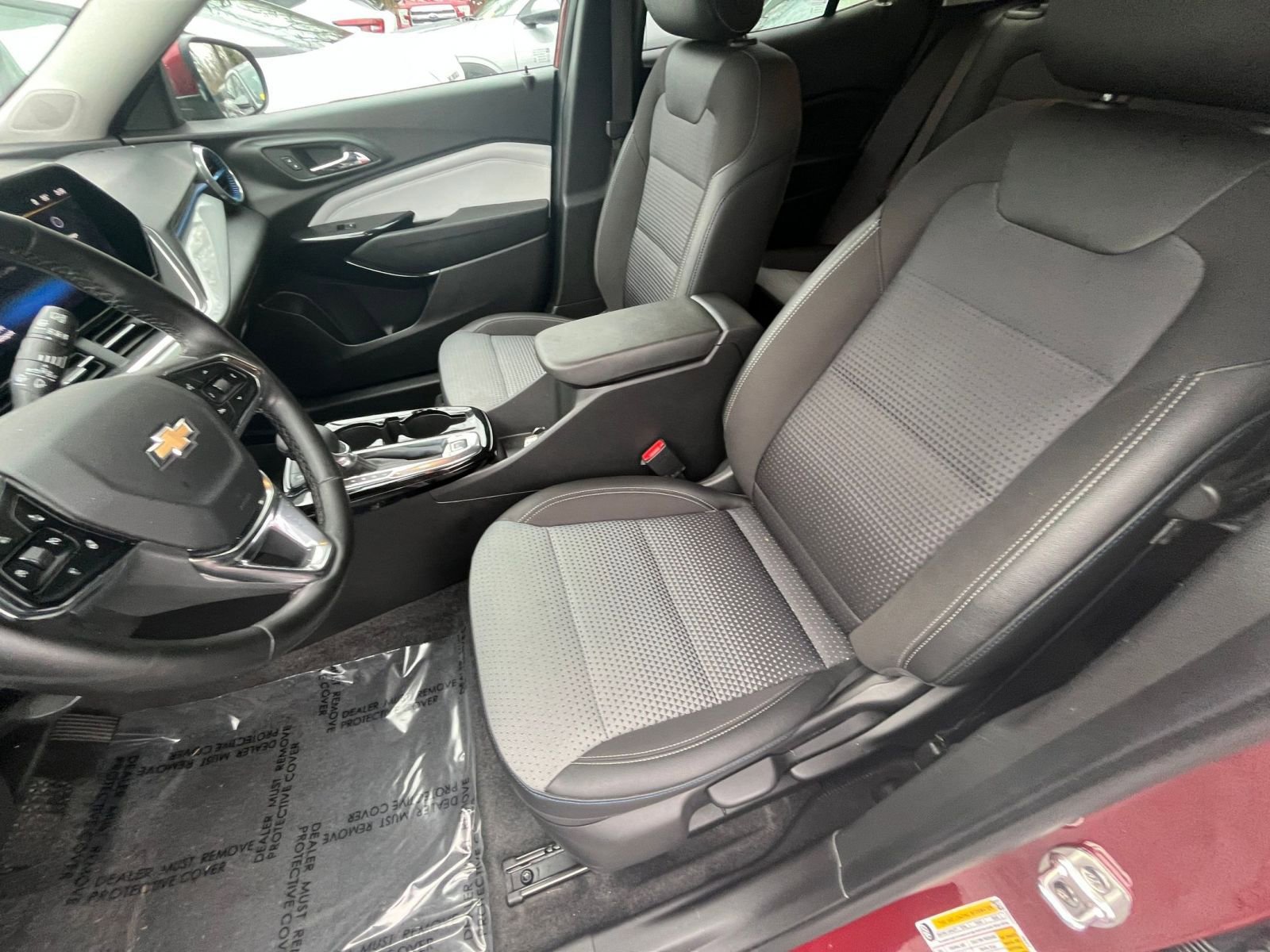 Thumbnail: 2025 Chevrolet Trax - 30