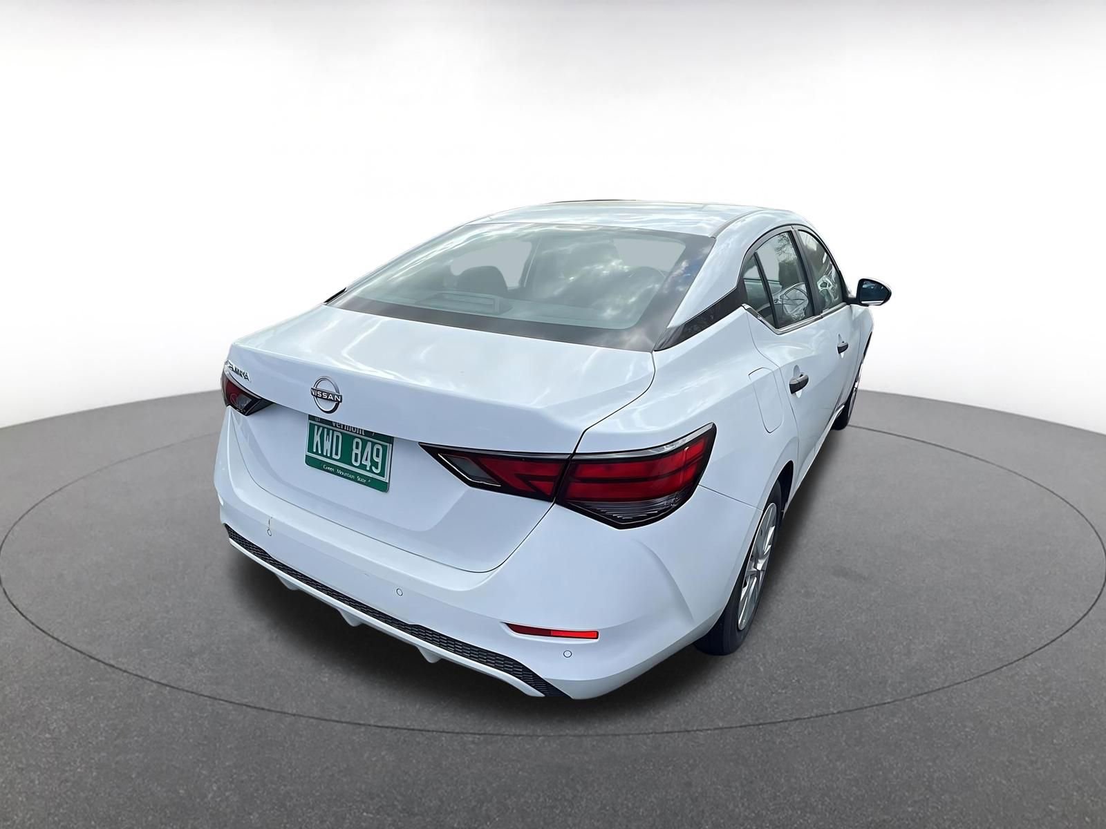 Thumbnail: 2025 Nissan Sentra - 5