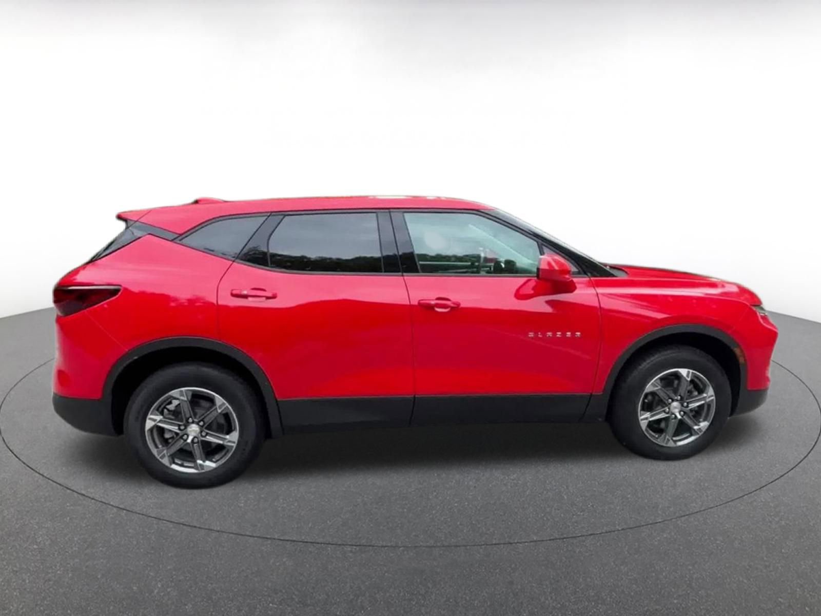 Thumbnail: 2025 Chevrolet Blazer - 16