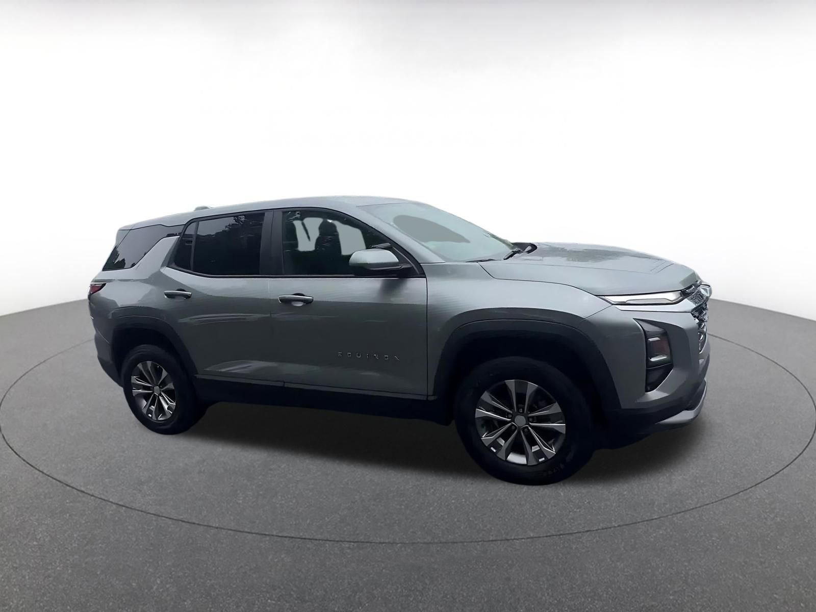 Thumbnail: 2025 Chevrolet Equinox - 2