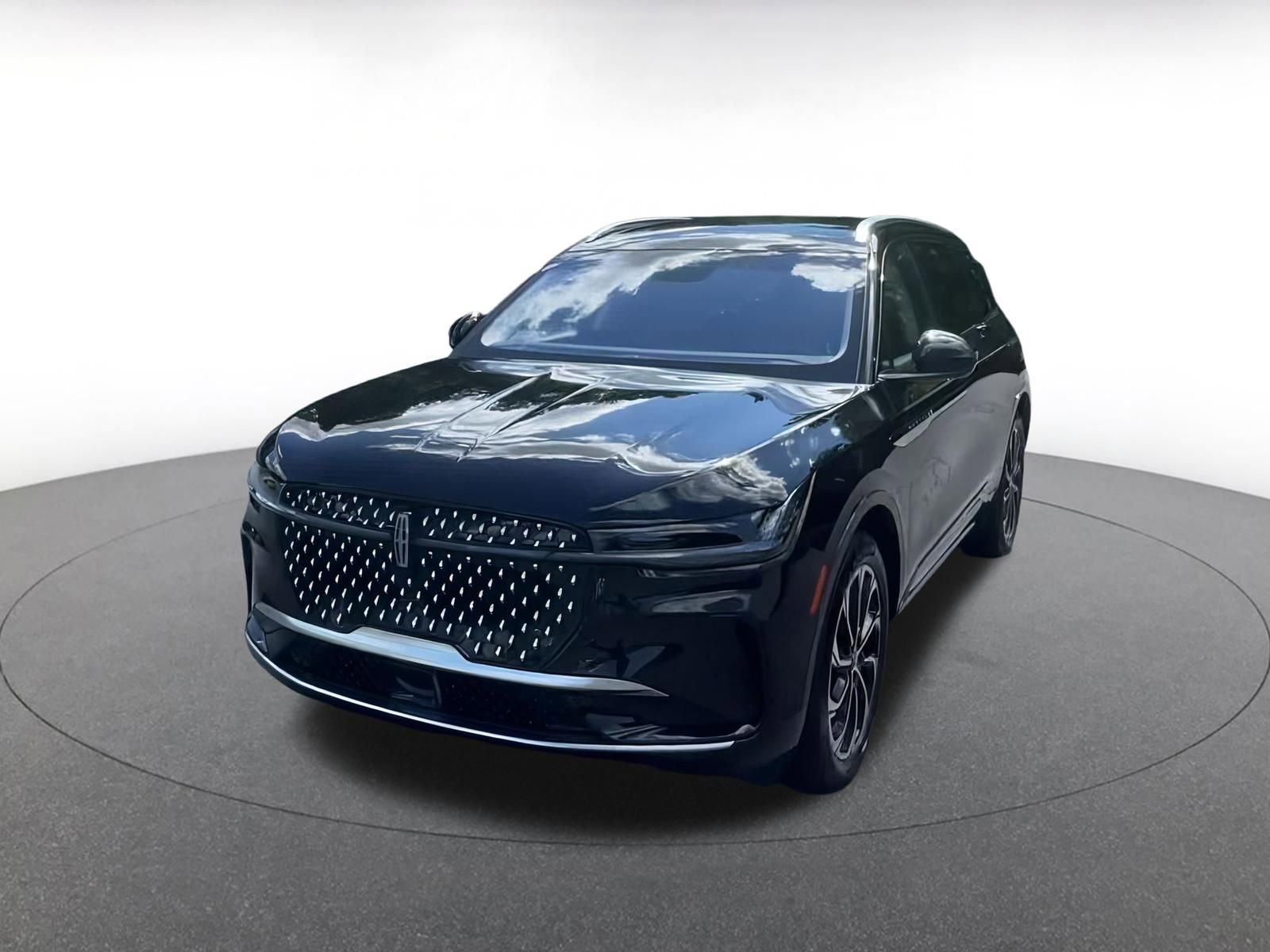 Thumbnail: 2024 Lincoln Nautilus - 8