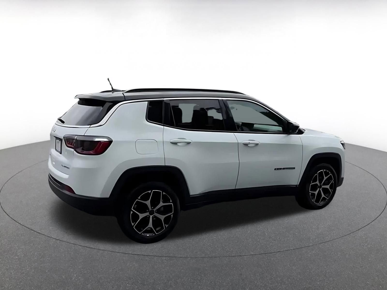 Thumbnail: 2025 Jeep Compass - 14
