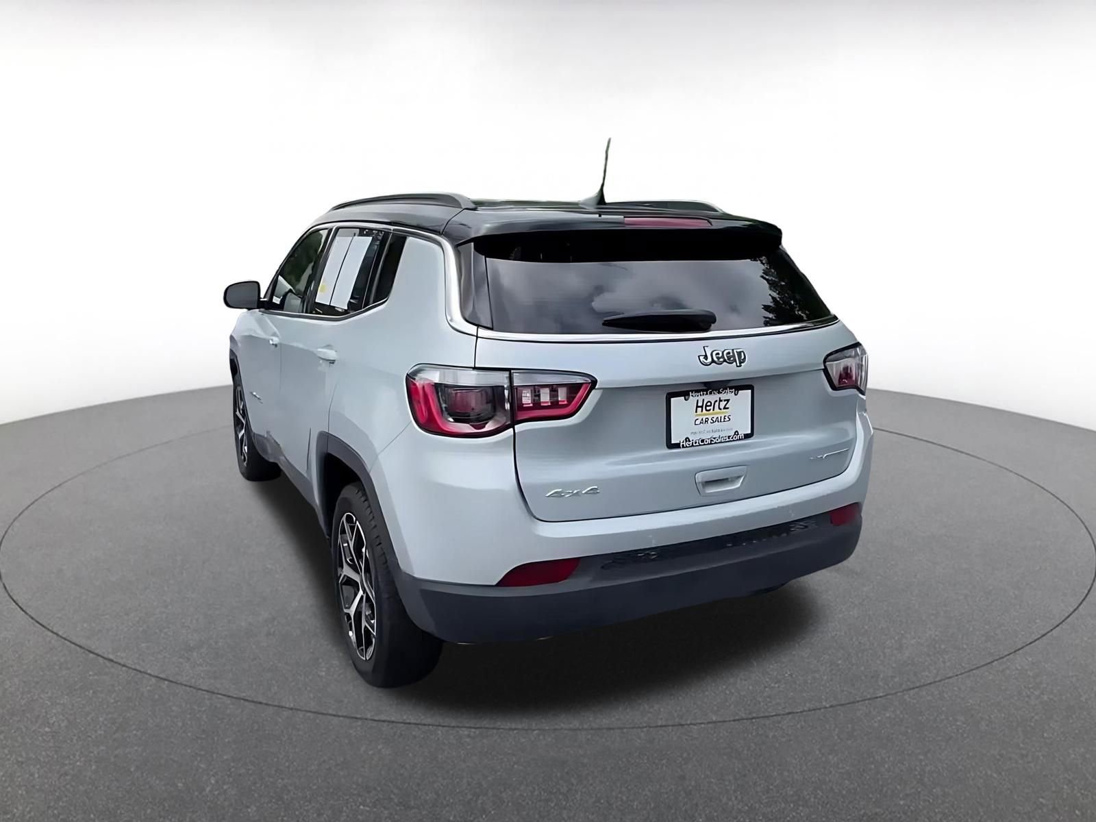 Thumbnail: 2025 Jeep Compass - 11