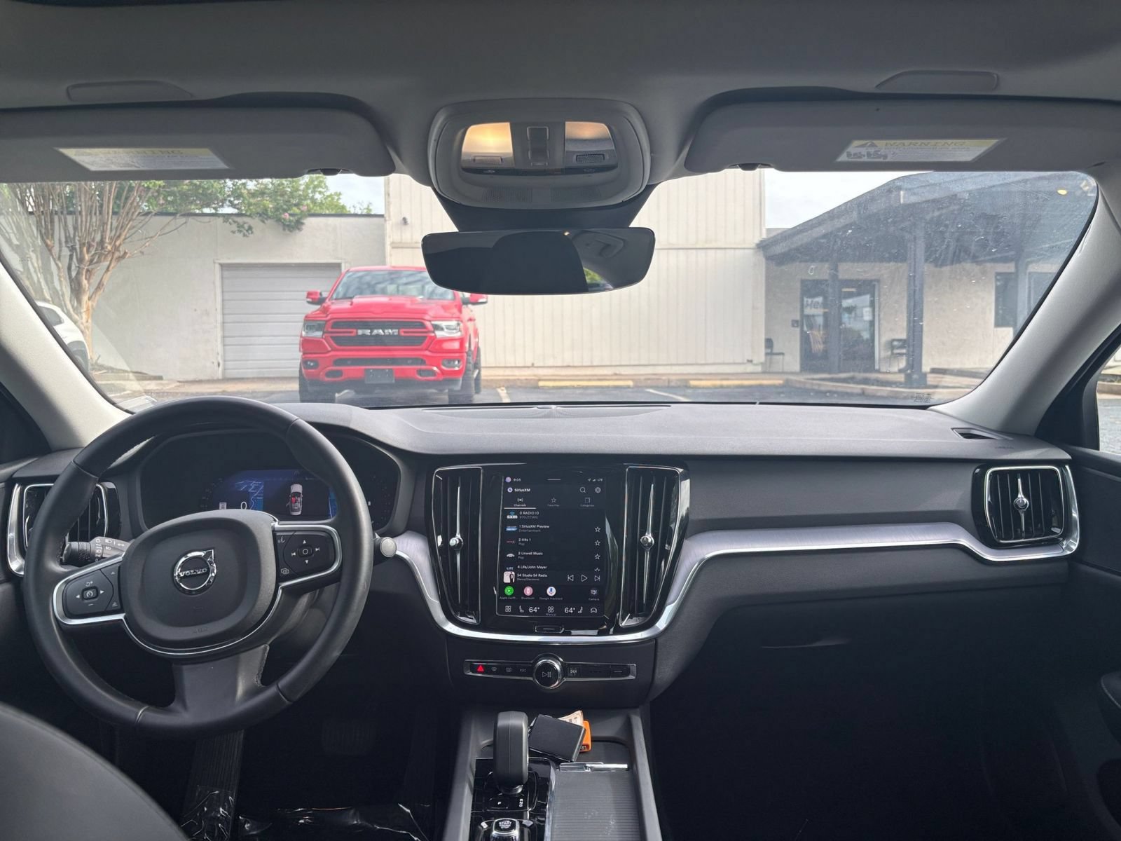 Thumbnail: 2024 Volvo S60 - 30