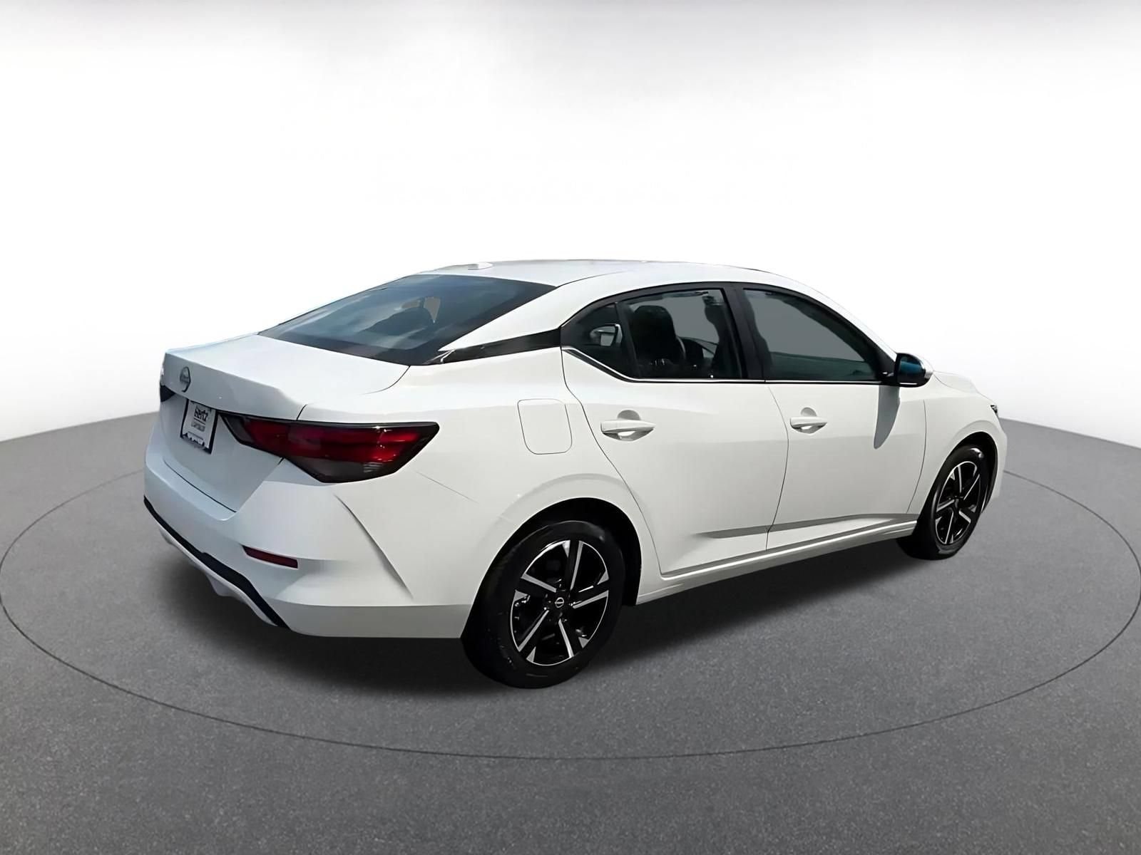 Thumbnail: 2025 Nissan Sentra - 12