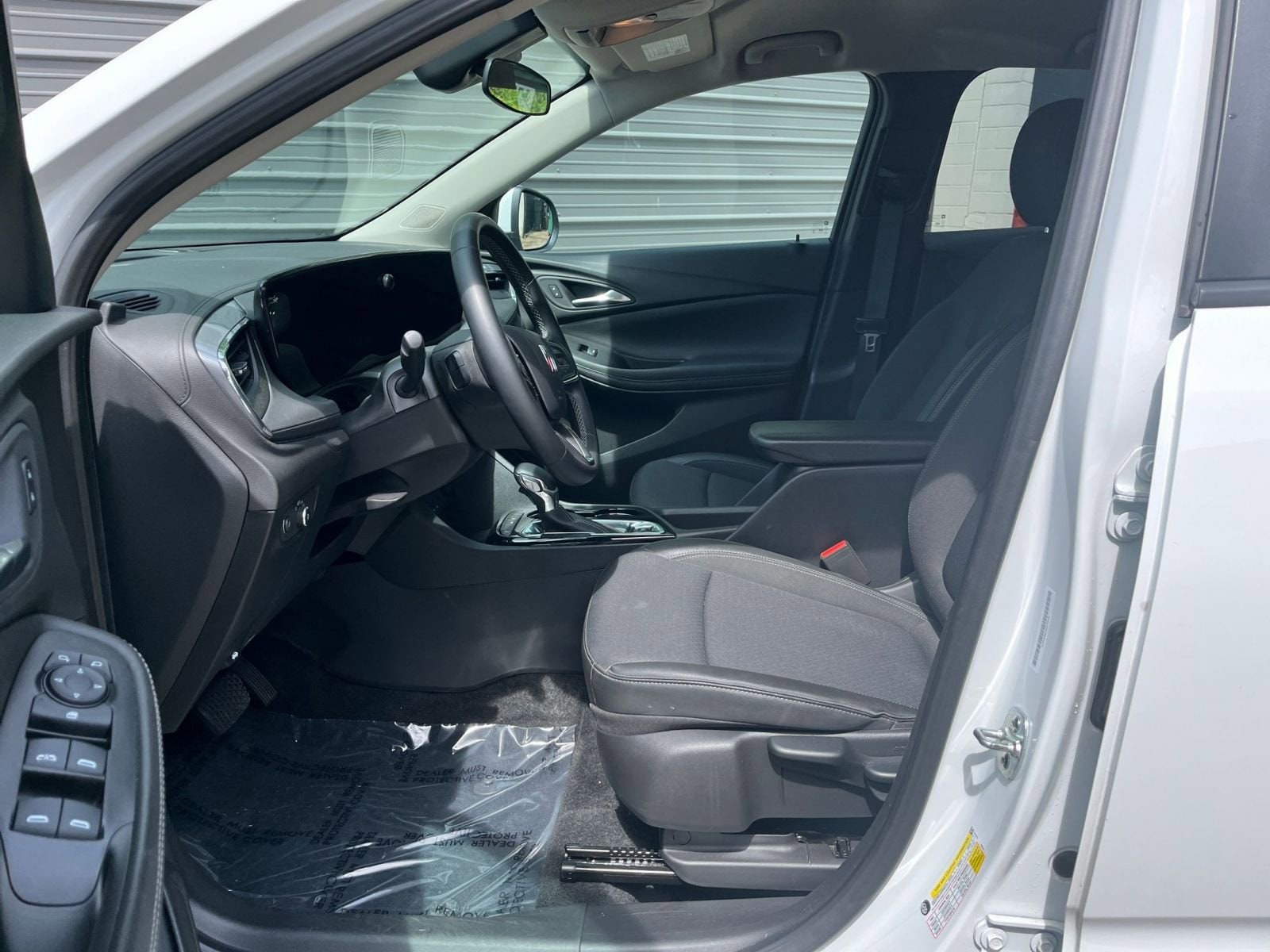 Thumbnail: 2025 Buick Encore GX - 22