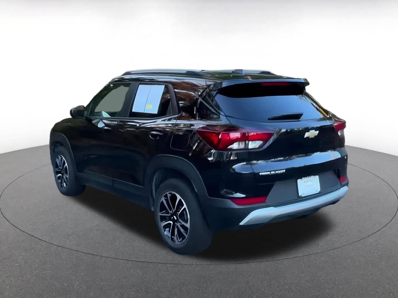 Thumbnail: 2025 Chevrolet TrailBlazer - 11