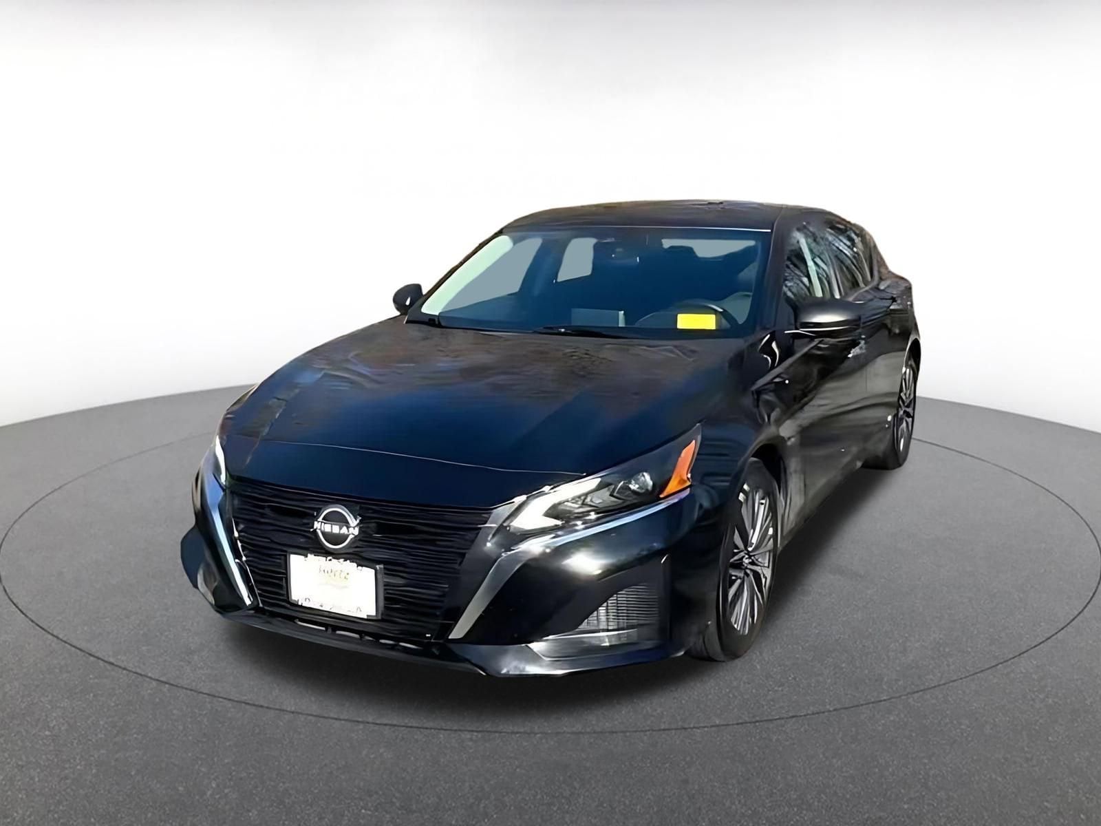 Thumbnail: 2025 Nissan Altima - 4