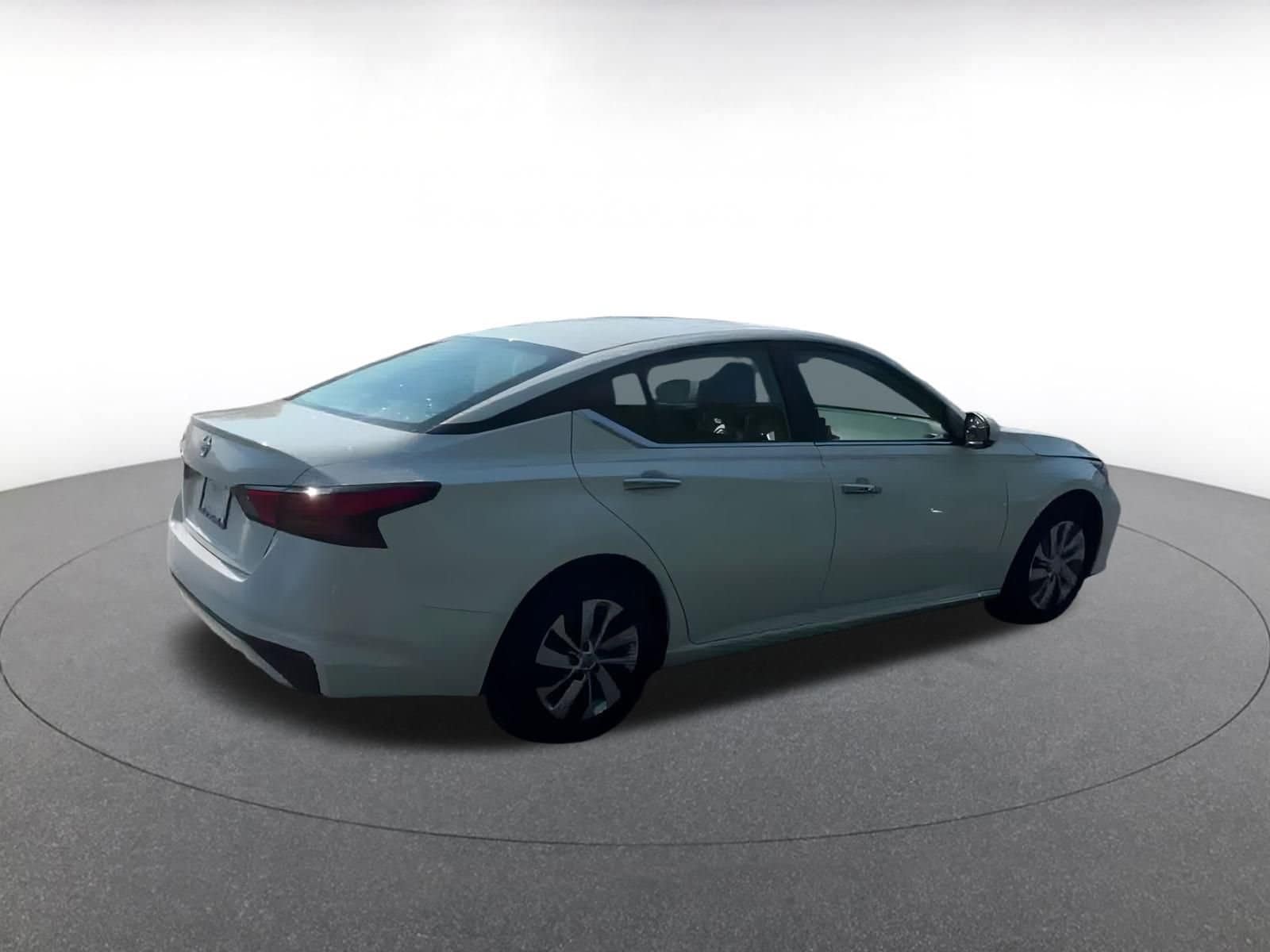Thumbnail: 2023 Nissan Altima - 15