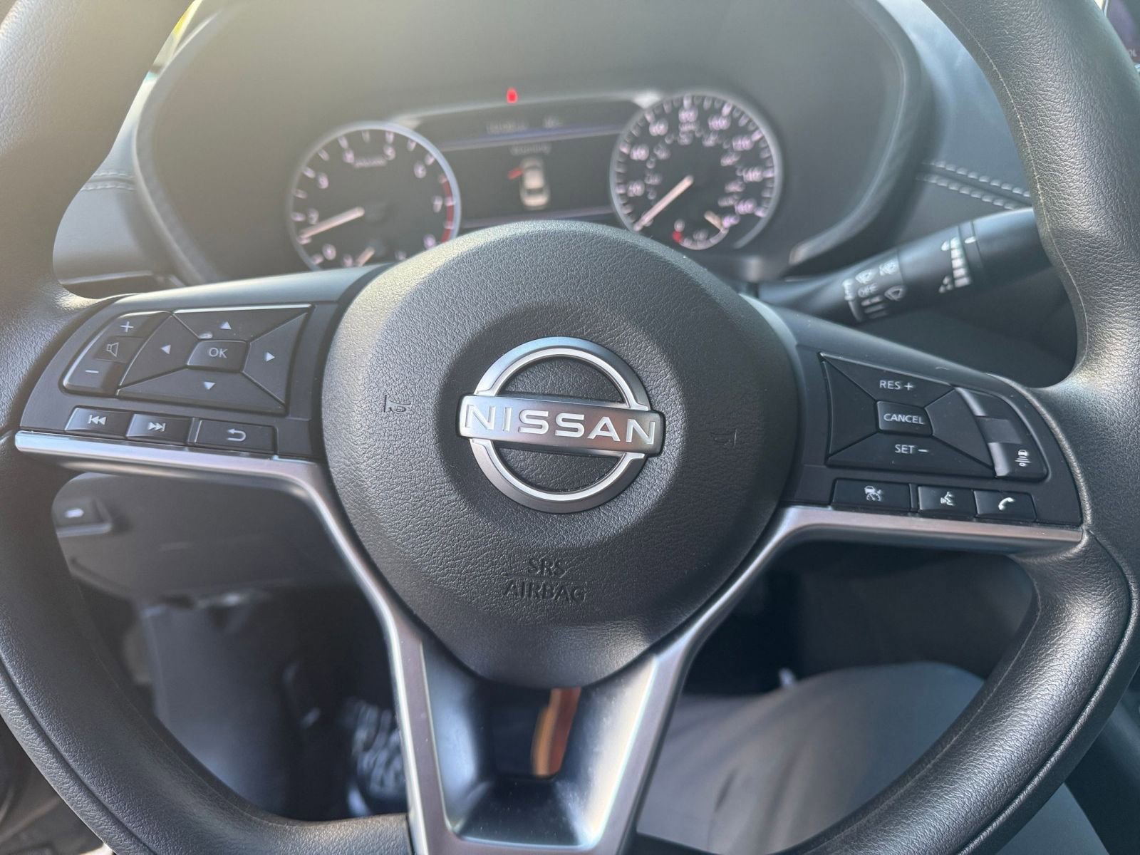 Thumbnail: 2025 Nissan Sentra - 25