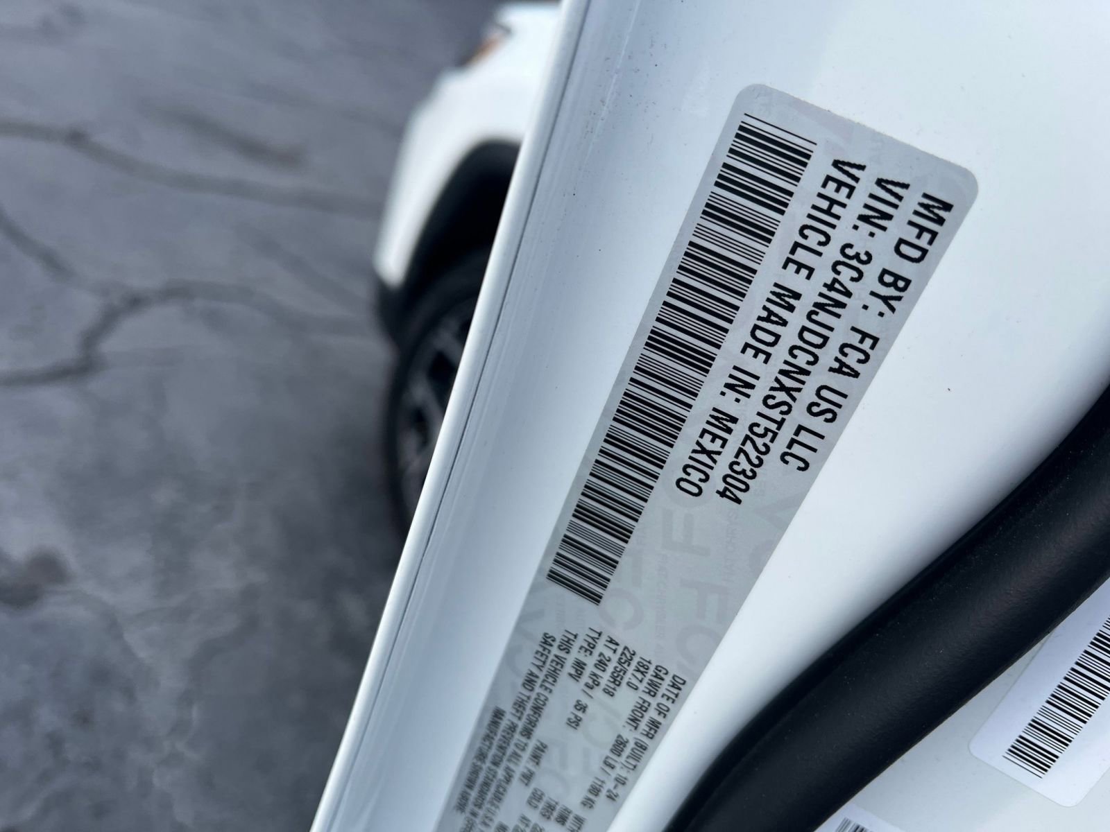 Thumbnail: 2025 Jeep Compass - 23