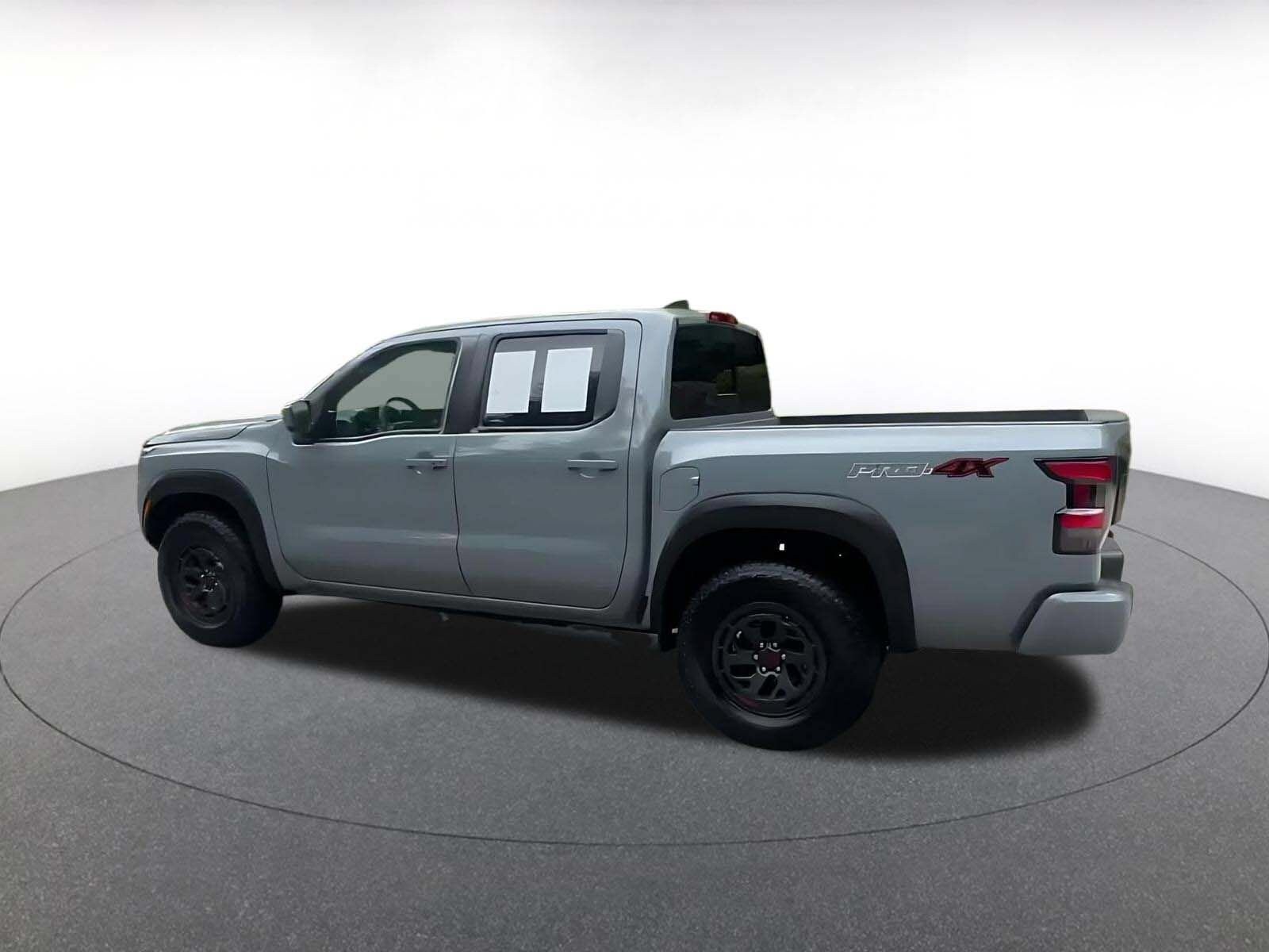 Thumbnail: 2026 Nissan Frontier - 9