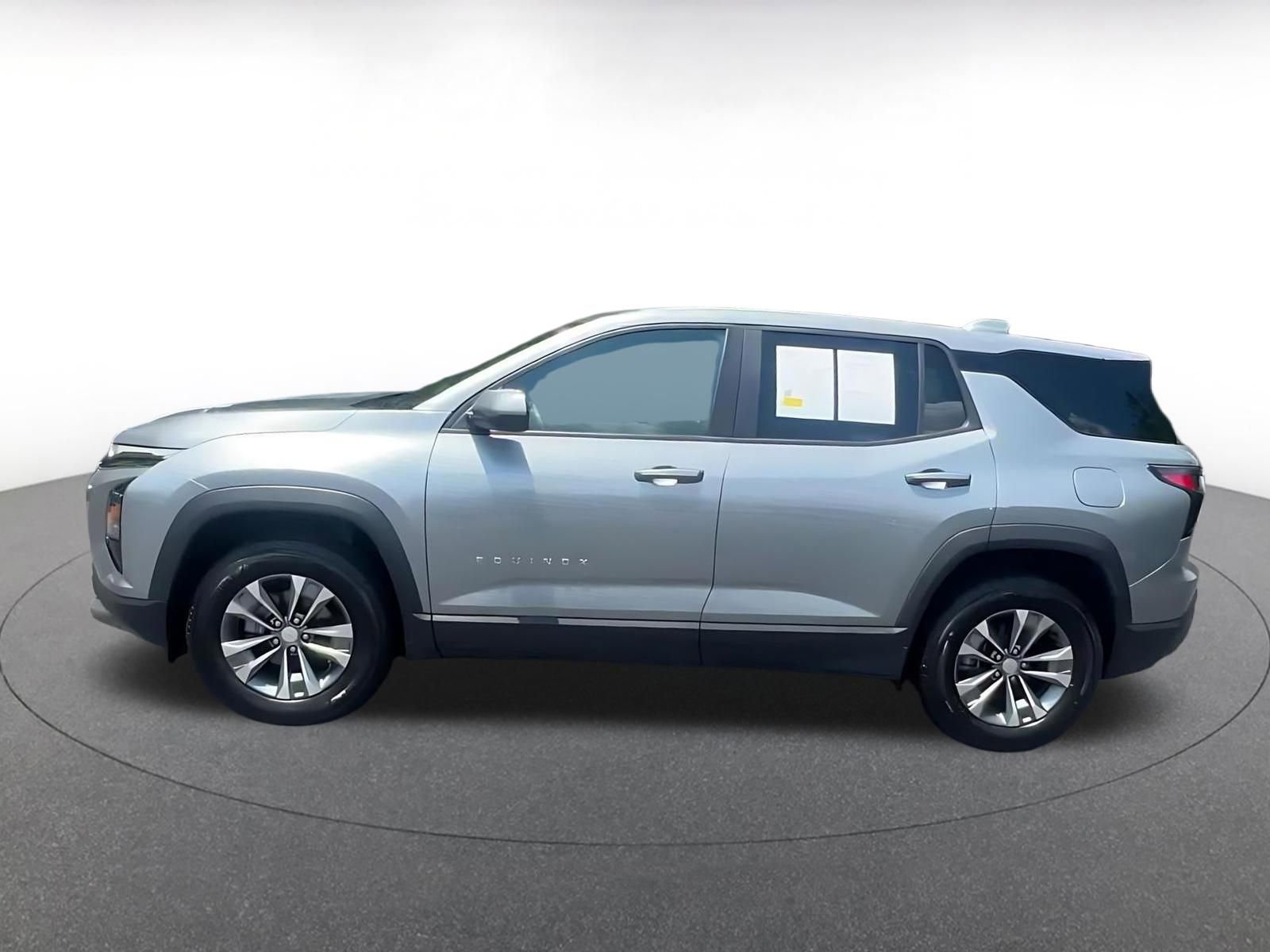Thumbnail: 2025 Chevrolet Equinox - 9